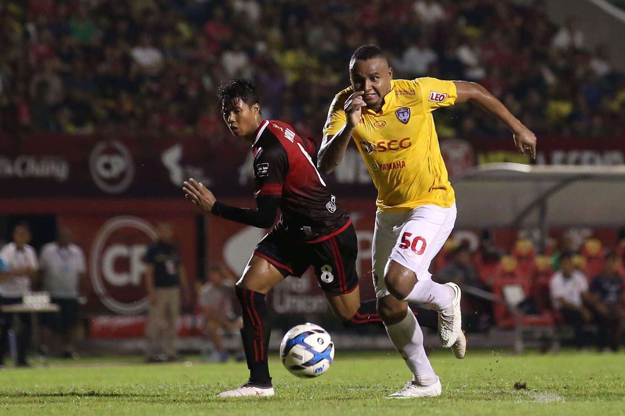 โปลิศเทโร - เมืองทอง