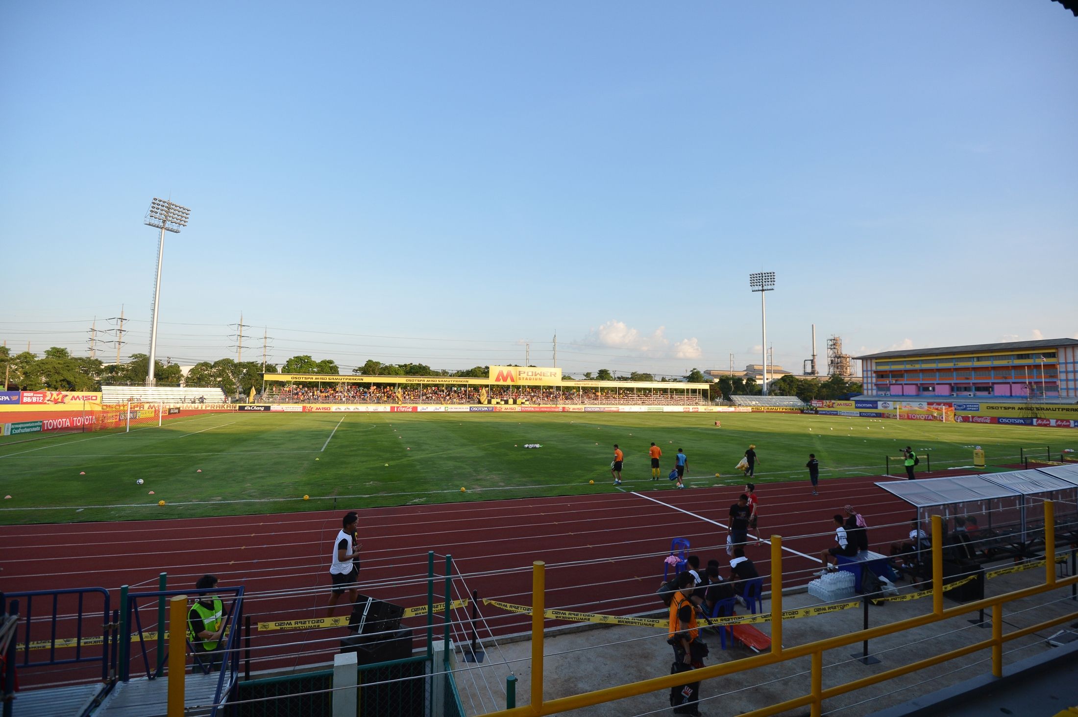 สนามกีฬา กกท.บางพลี สมุทรปราการ