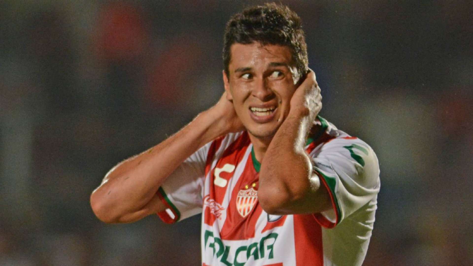 Othoniel Arce Necaxa 210218