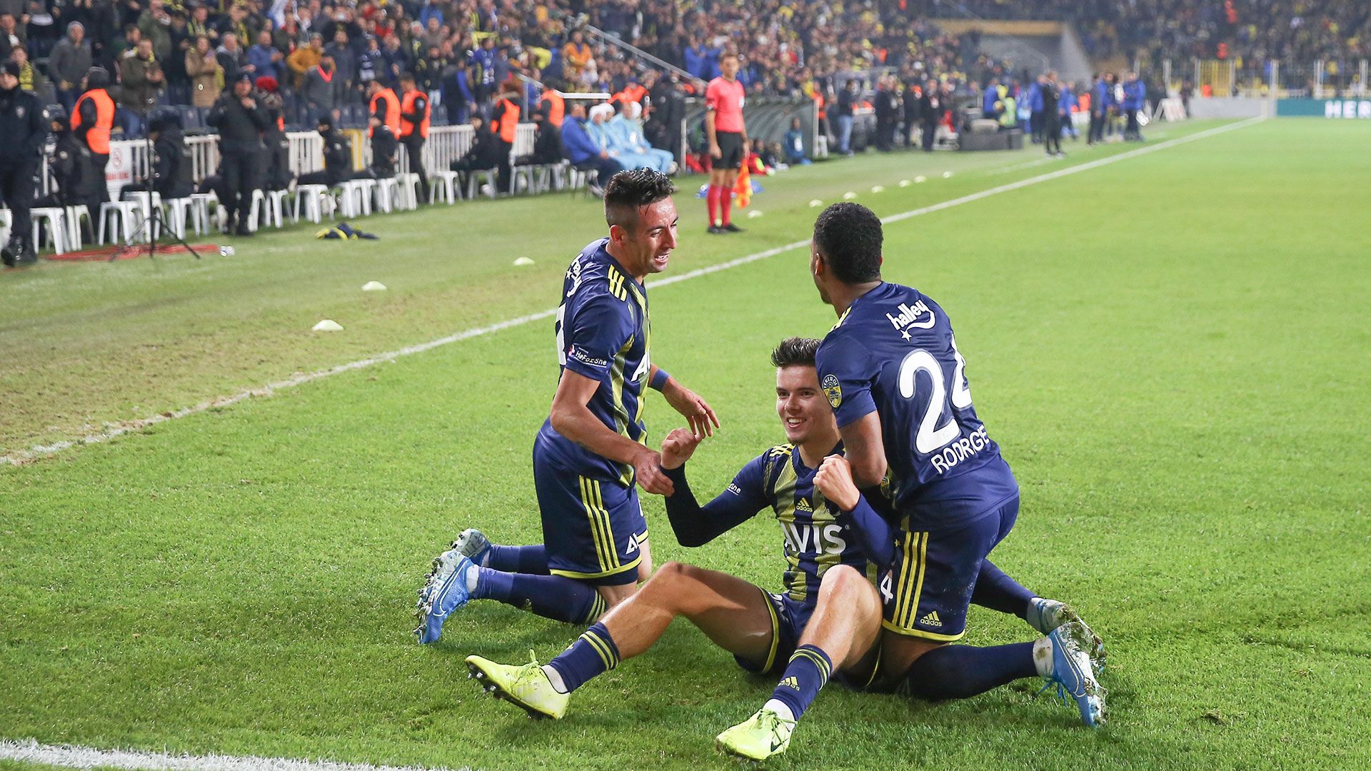 Ferdi Kadioglu Fenerbahce Genclerbirligi 12062019