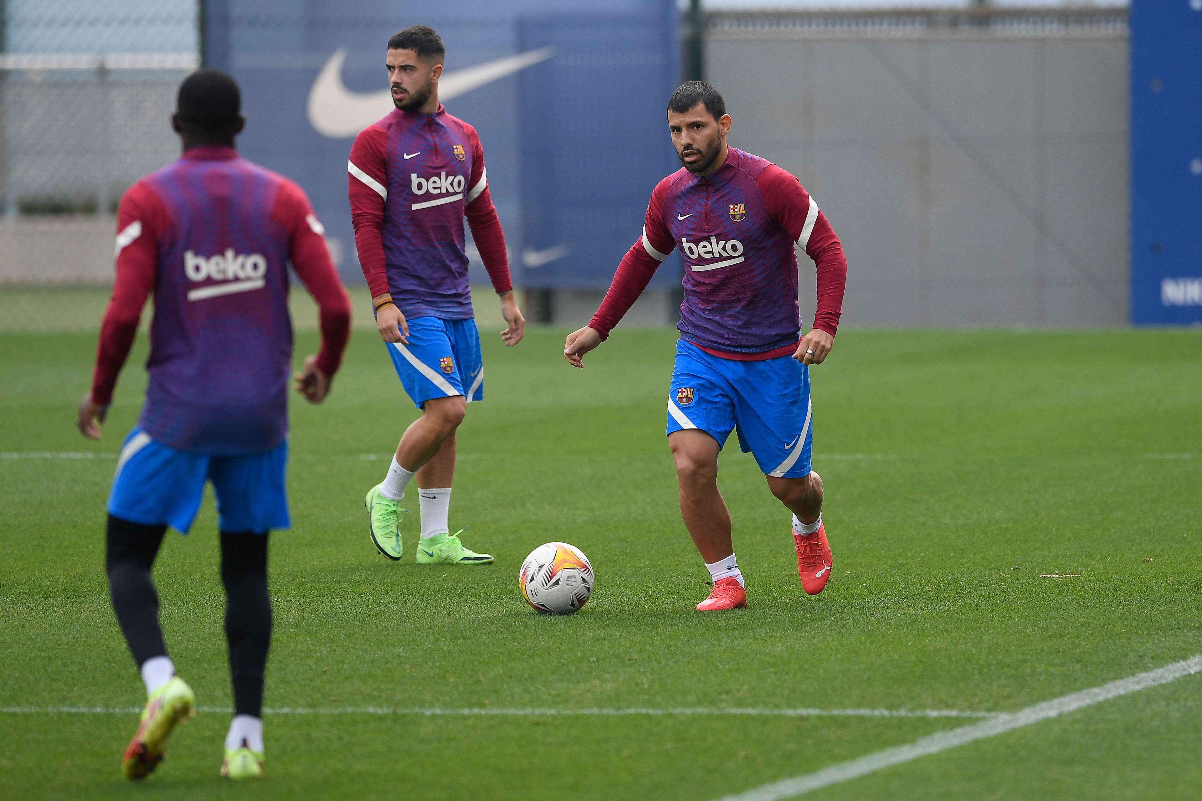 Barcelona Training Sergio Aguero
