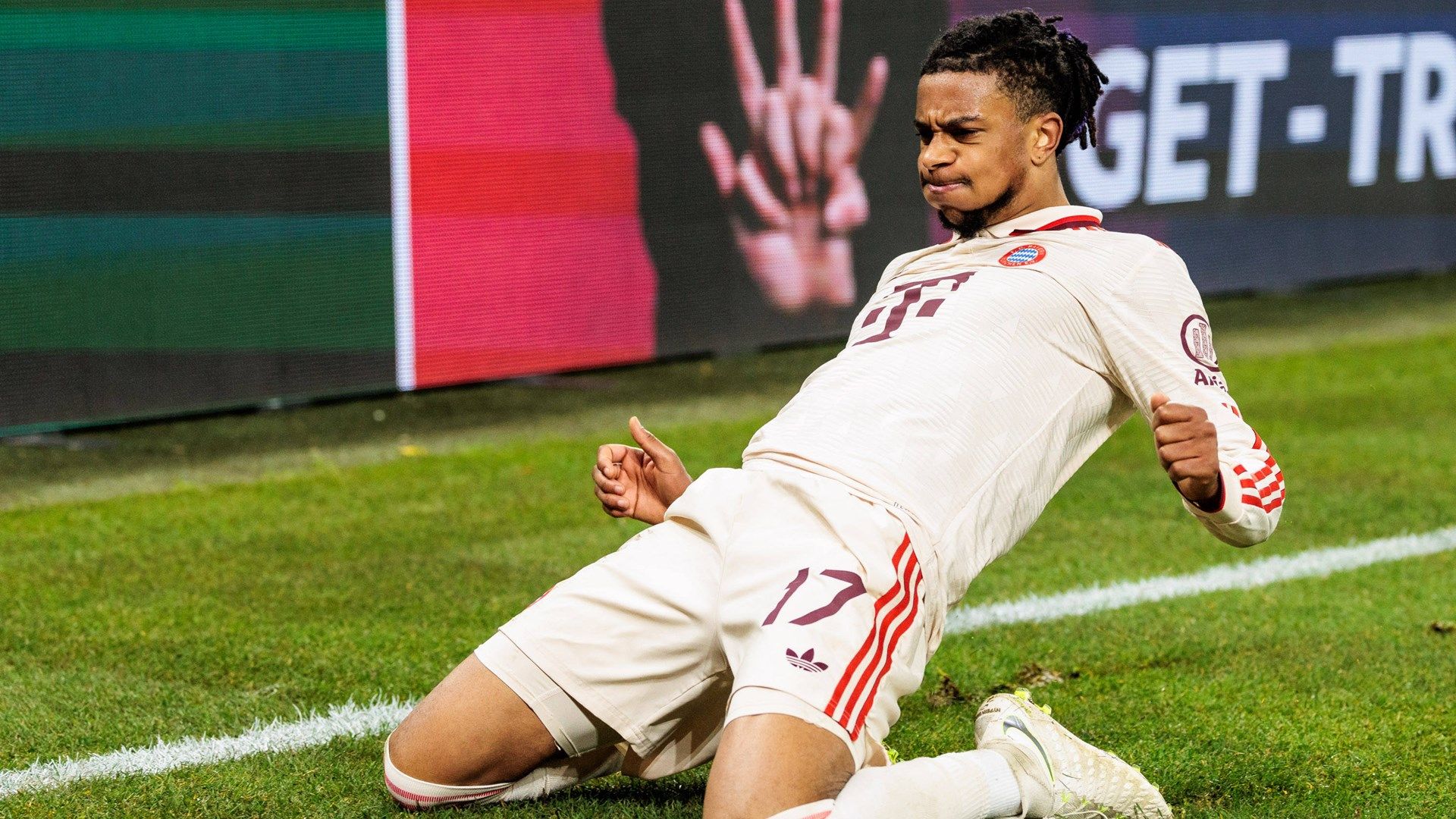 Michael Olise Bayern 2024