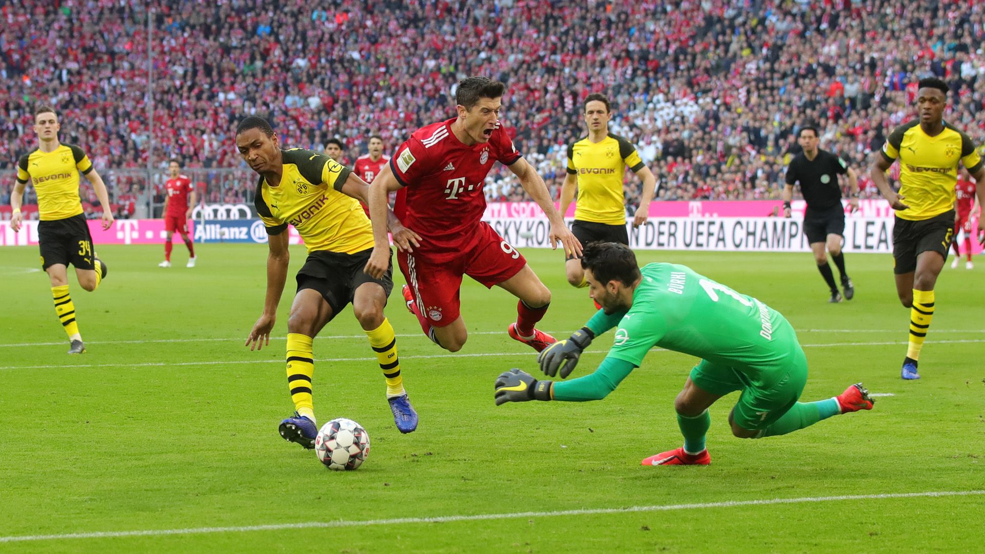 Robert Lewandowski Bayern BVB 06042019