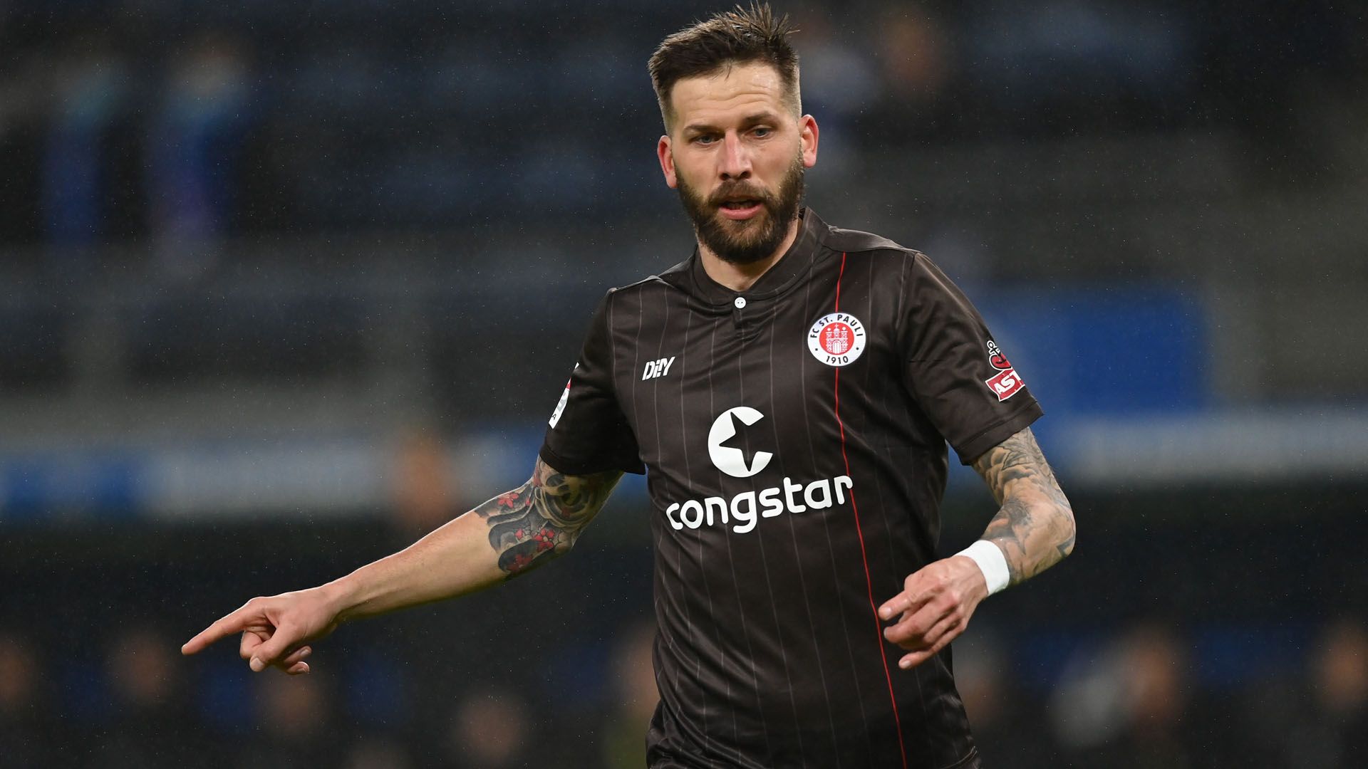 Guido Burgstaller of St. Pauli 