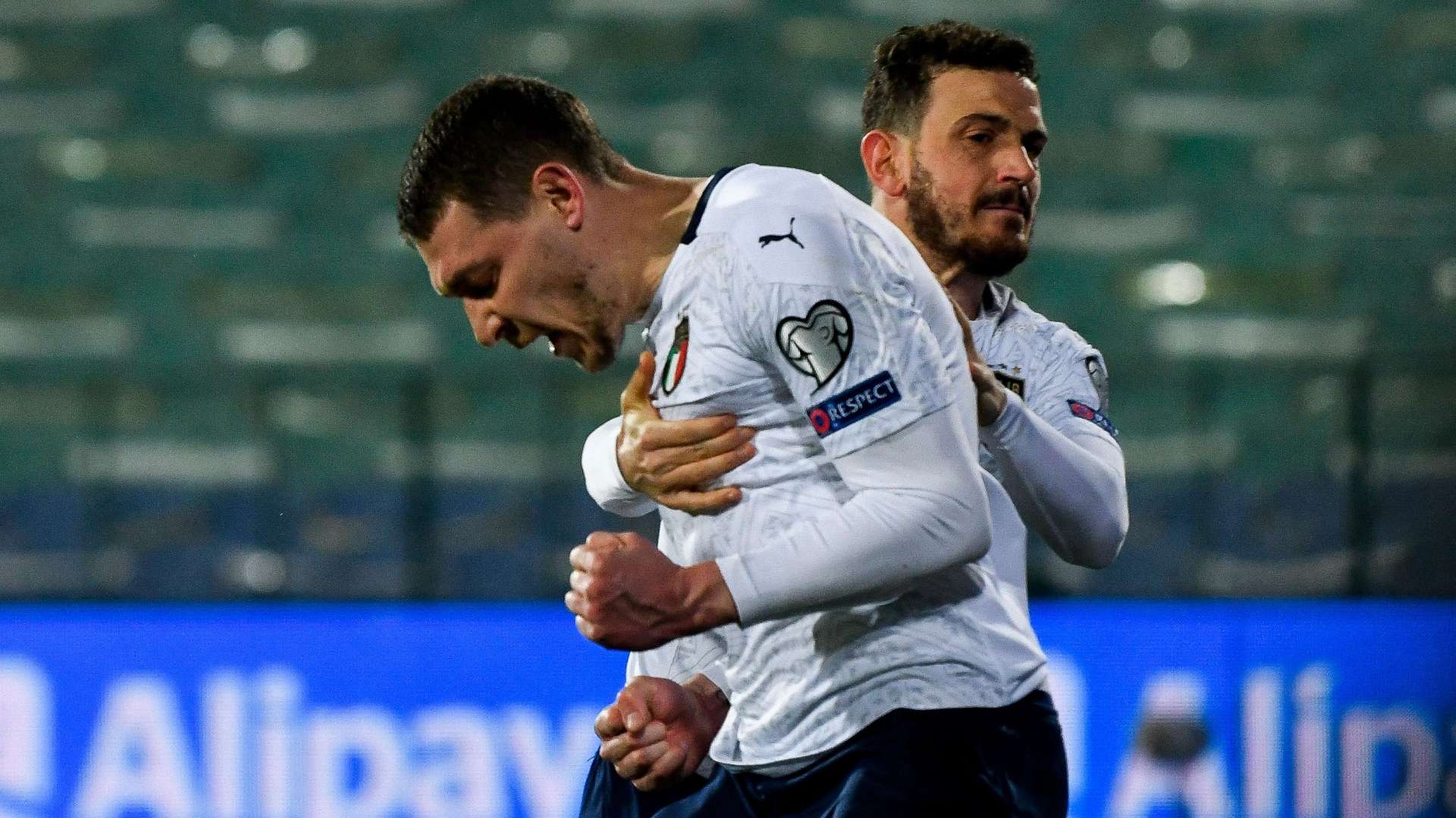 Belotti celebrating Bulgaria Italy World Cup qual