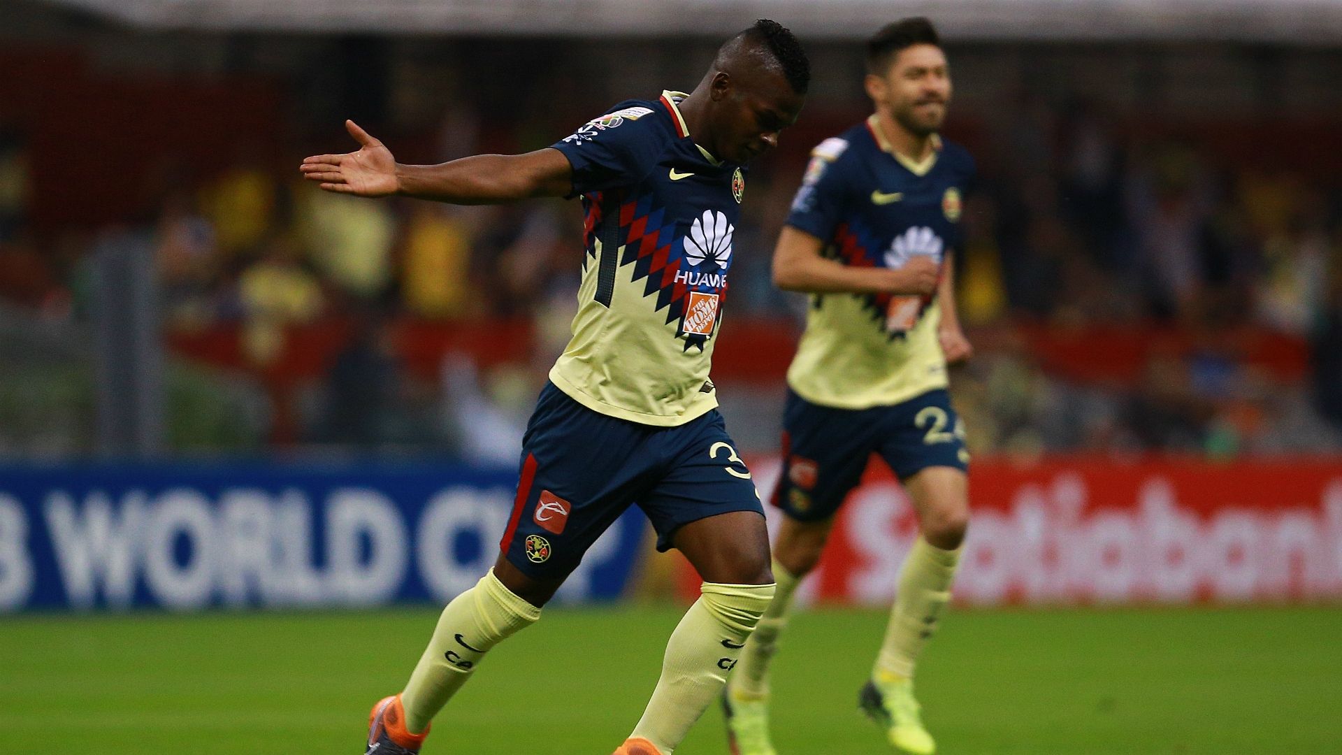 Darwin Quintero América