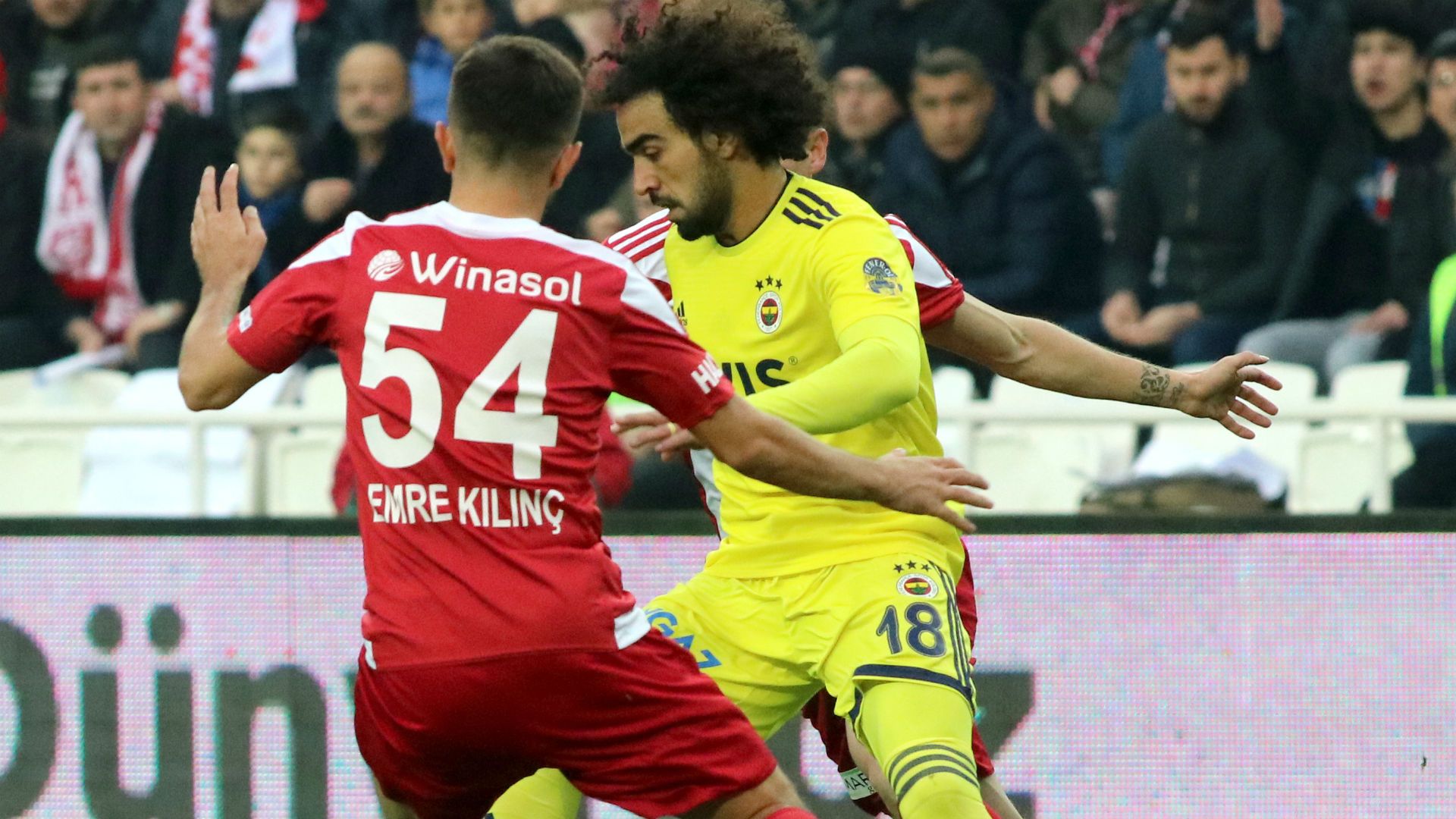 Sadik Ciftpinar Sivasspor v Fenerbahce 12152019