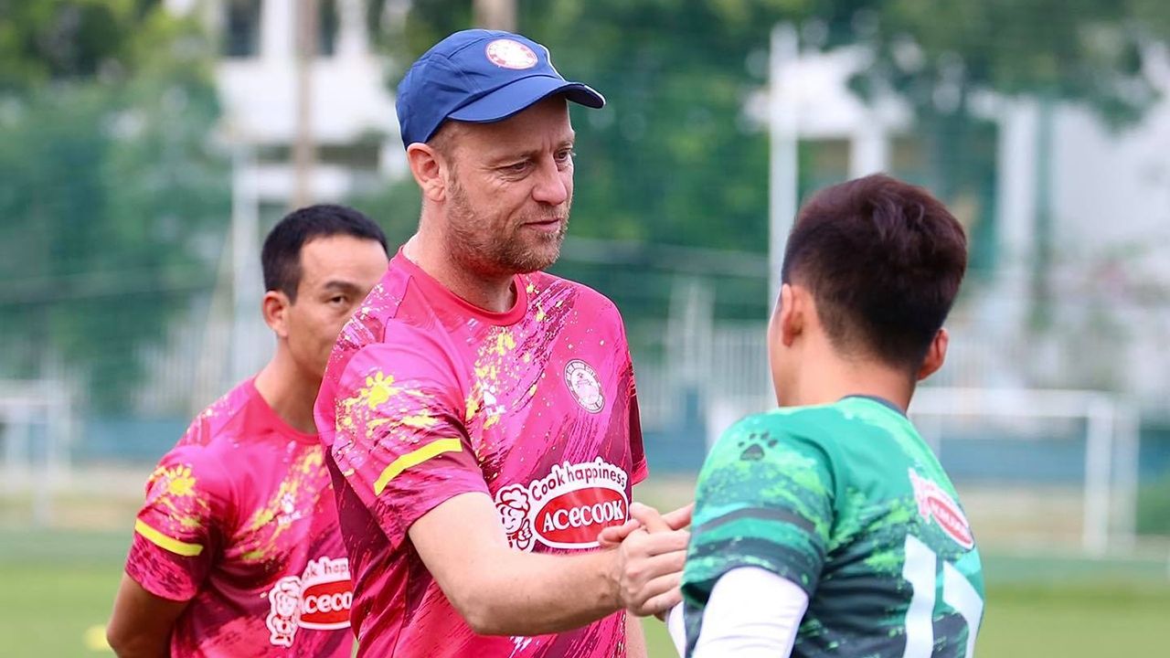 Alexandre Polking | Ho Chi Minh 2021