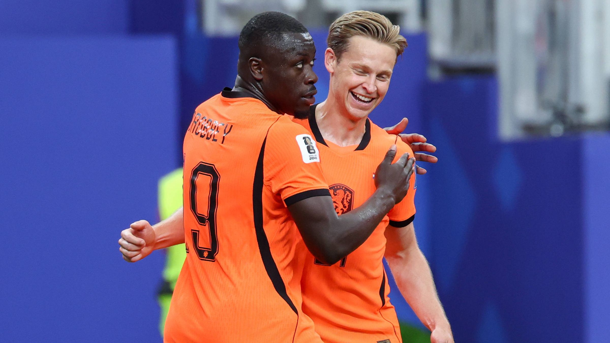 Brian Brobbey, Frenkie de Jong