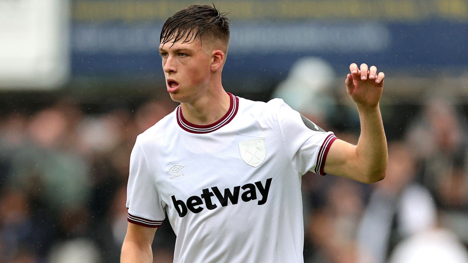 Ollie Scarles West Ham 2023-24