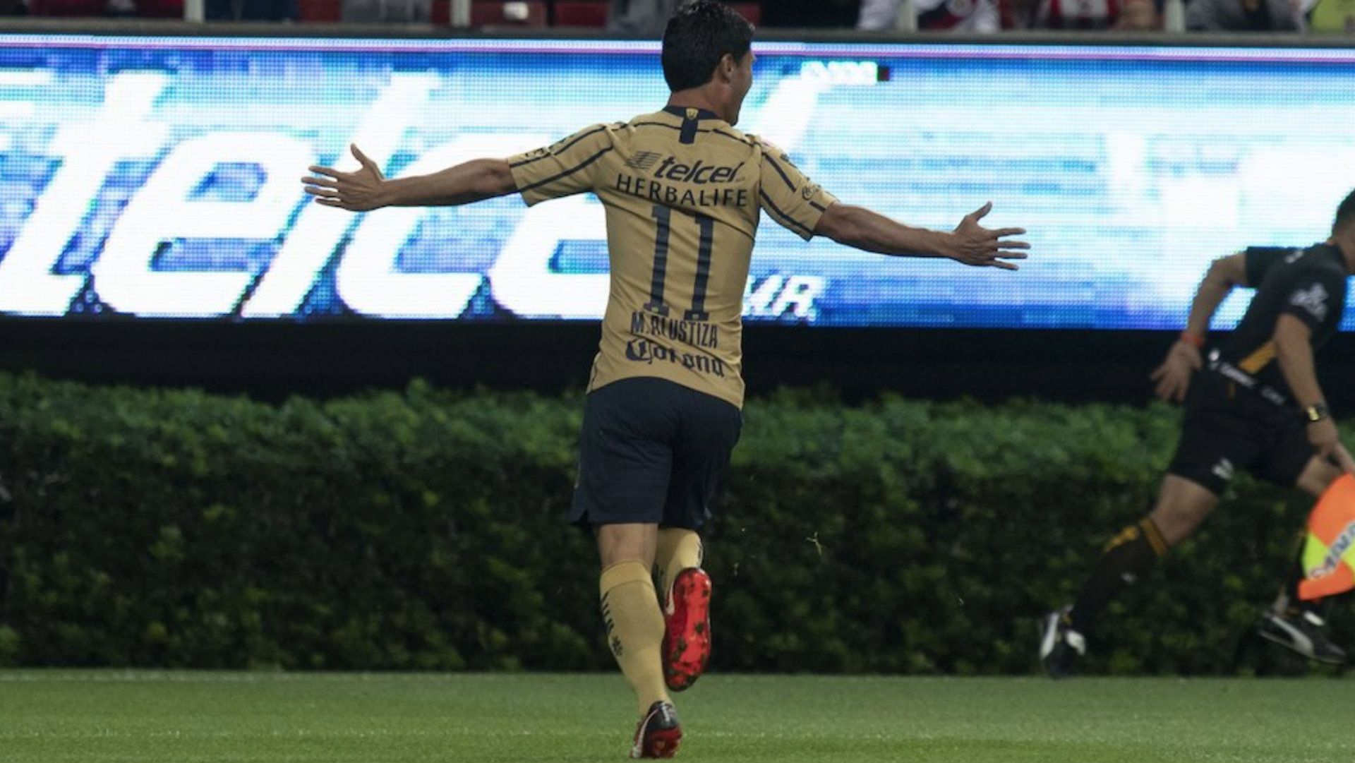 Matías Alustiza Pumas 260918