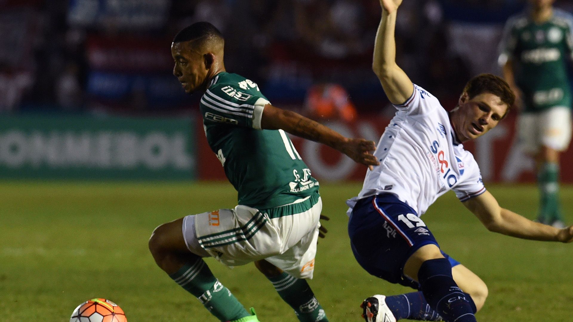 Santiago Romero Gabriel Jesus Nacional Palmeiras Libertadores 03172016