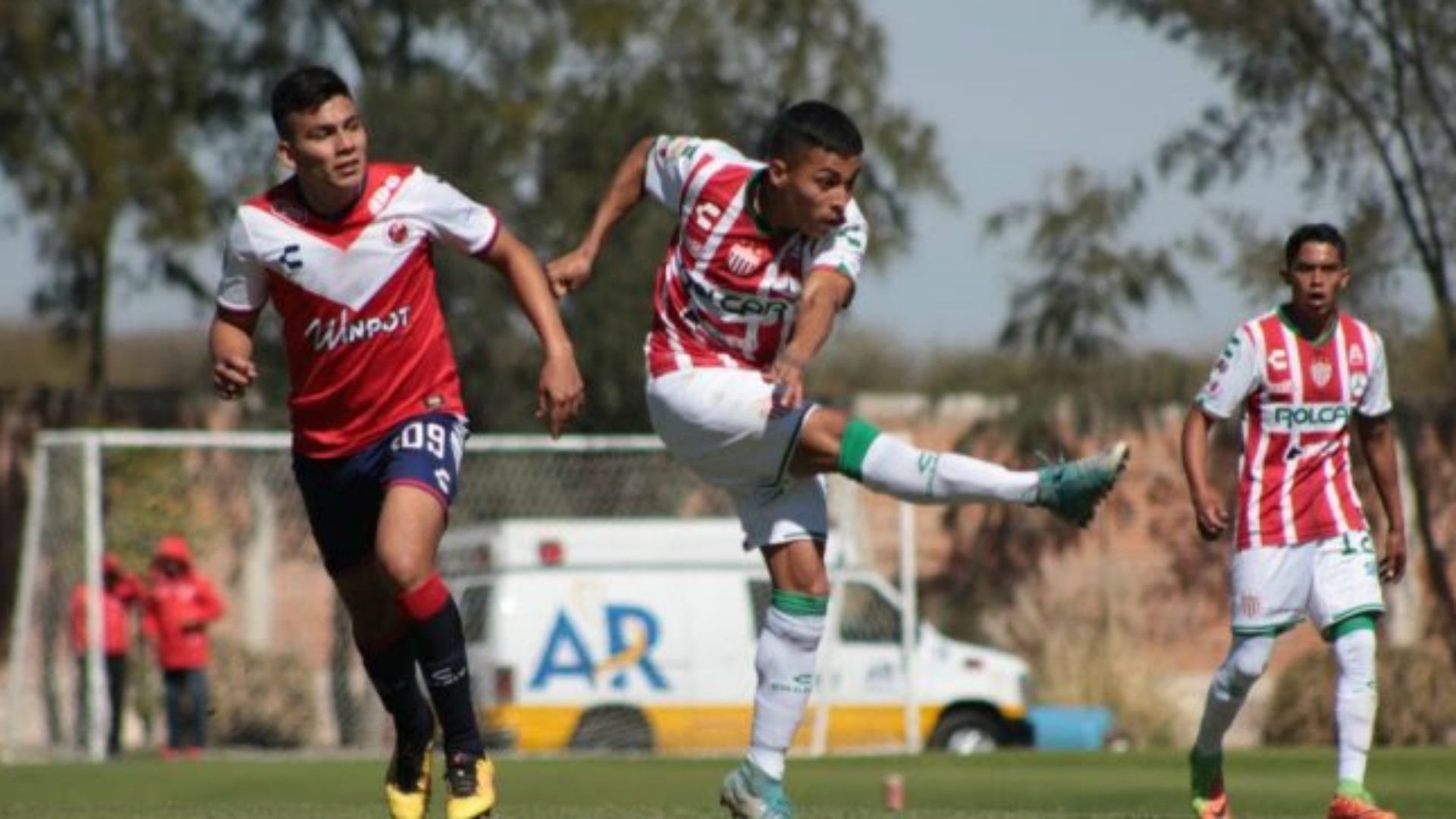 Juan Obregón Necaxa