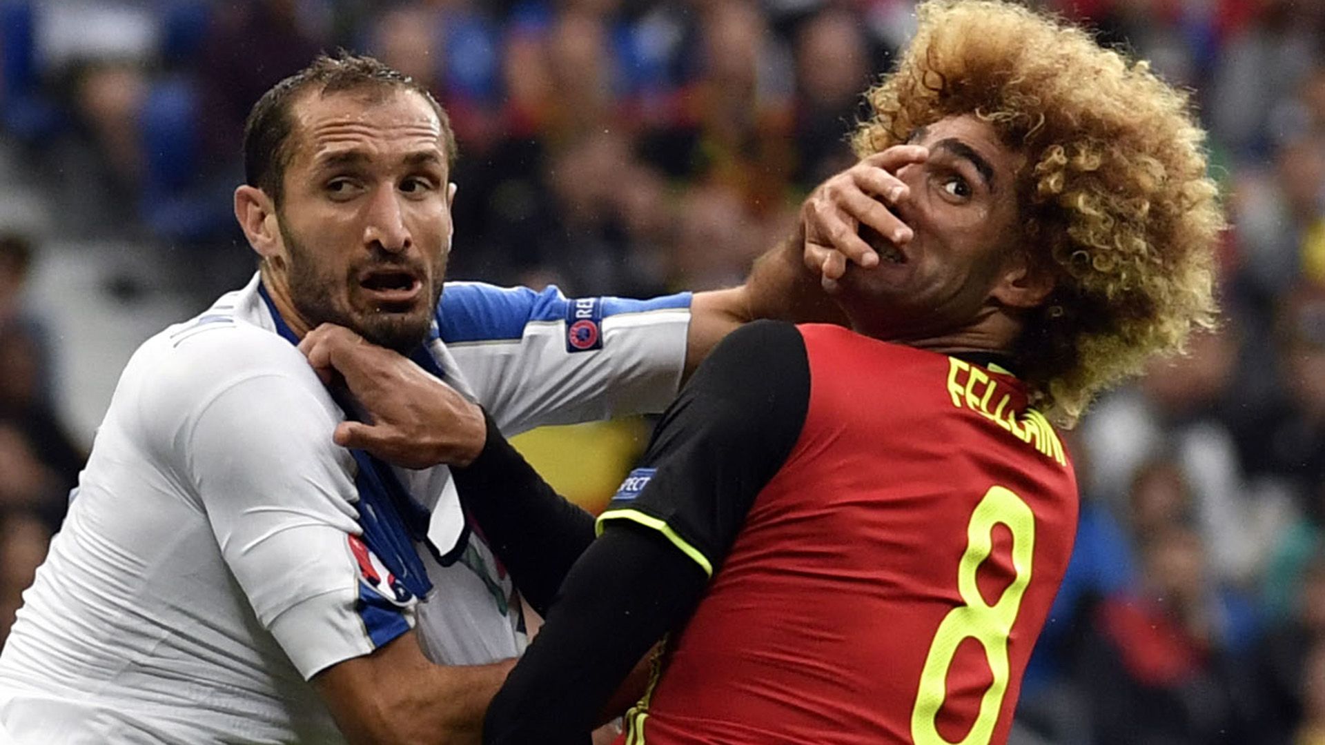 Chiellini Fellaini Belgium Italy Euro 2016