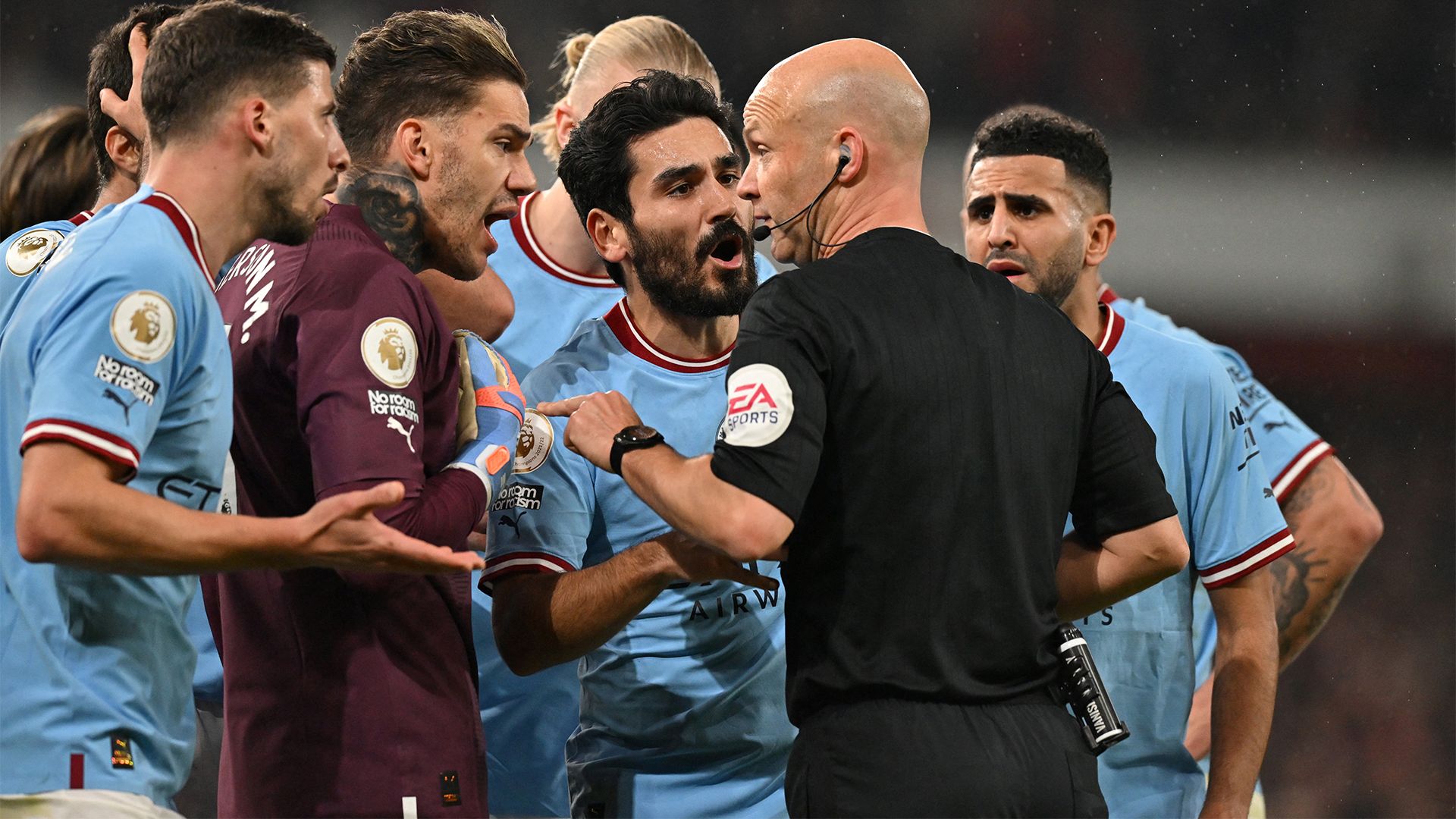 Manchester City Arsenal Anthony Taylor 2022-23