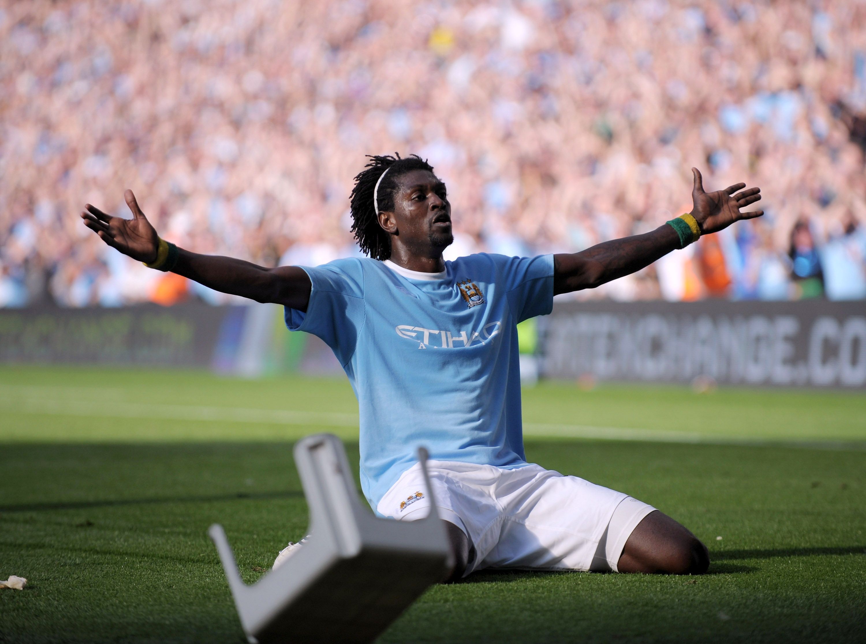 Emmanuel Adebayor celebration