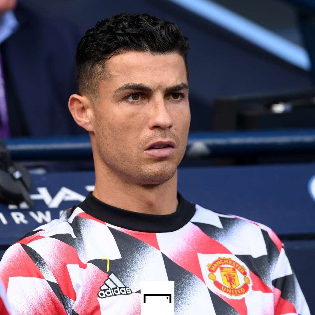 Cristiano Ronaldo Manchester United bench 2022-23 GFX