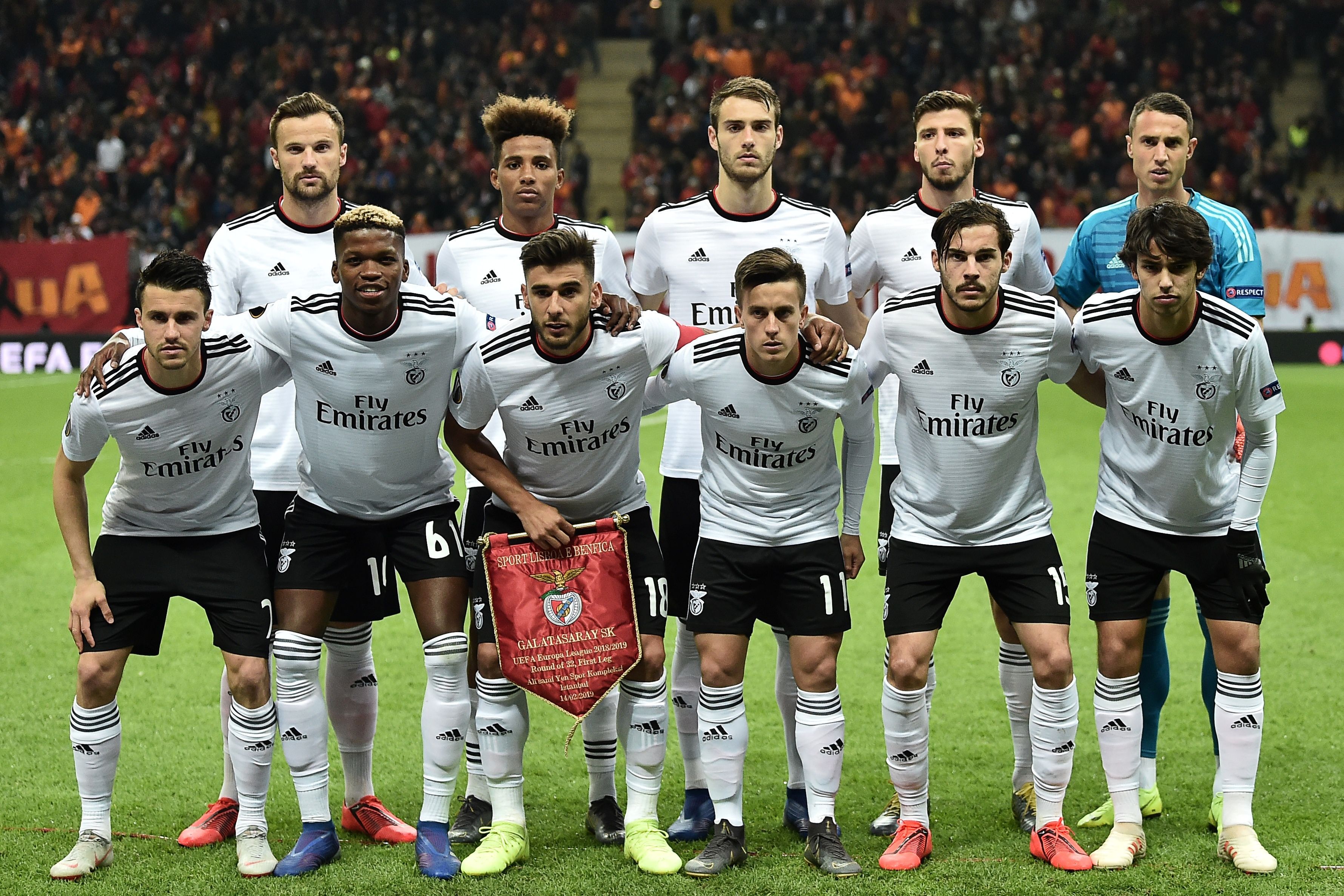 Benfica Galatasaray Jota Corchia