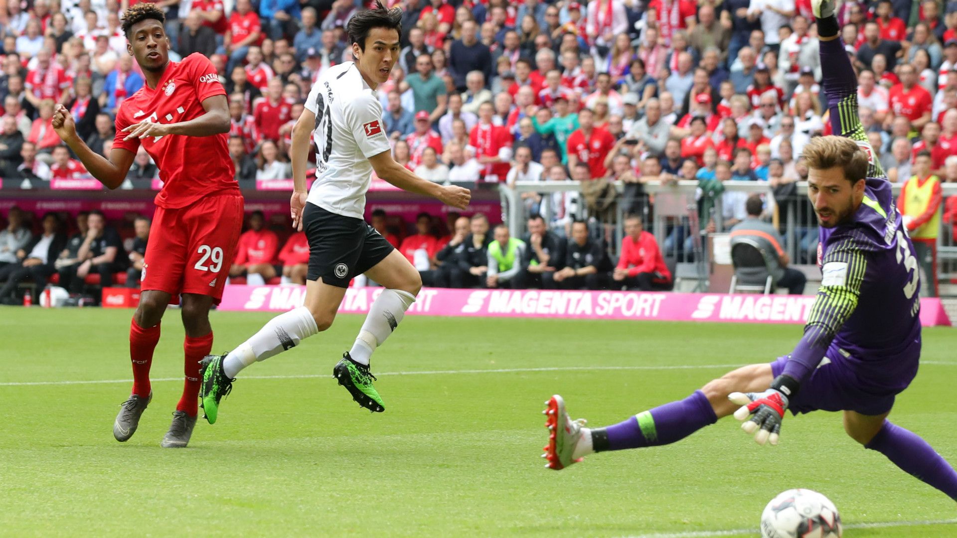 KINGSLEY COMAN BAYERN MÜNCHEN MAKOTO HASEBE KEVIN TRAPP EINTRACHT FRANKFURT GERMAN BUNDESLIGA 18052019