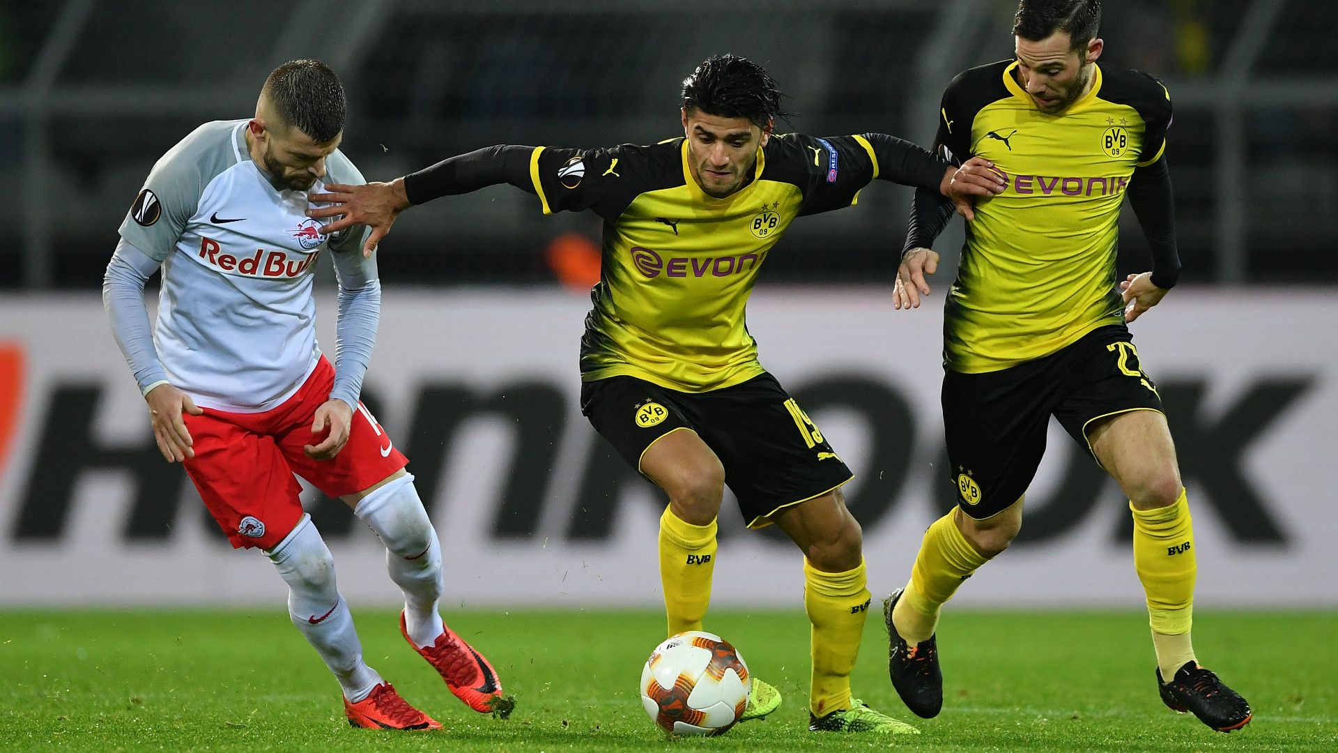VALON BERISHA SALZBURG MAHMOUD DAHOUD GONZALO CASTRO BORUSSIA DORTMUND EUROPA LEAGUE 08032018