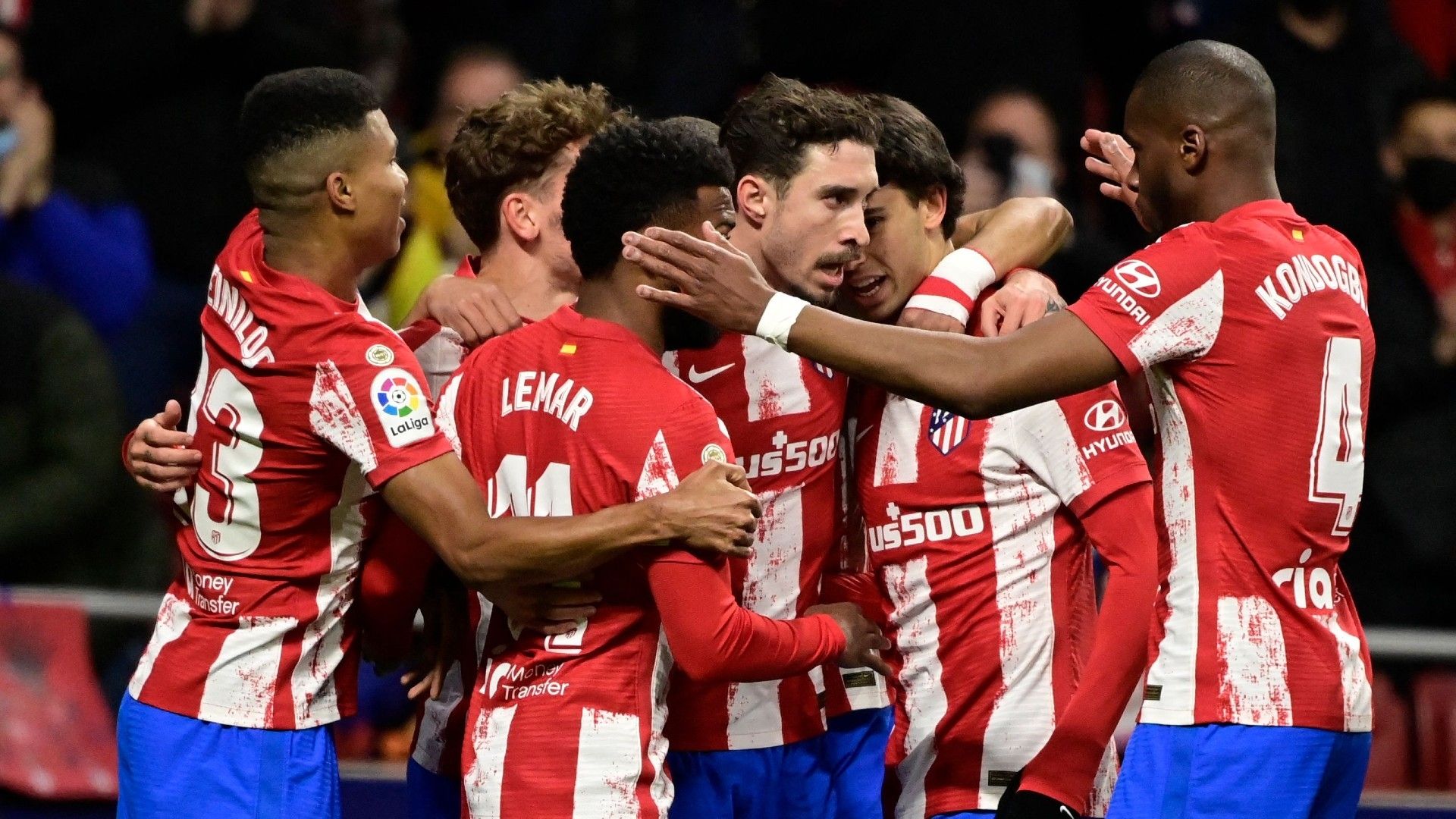 Atletico Madrid celebrate vs Alaves La Liga 2021-22
