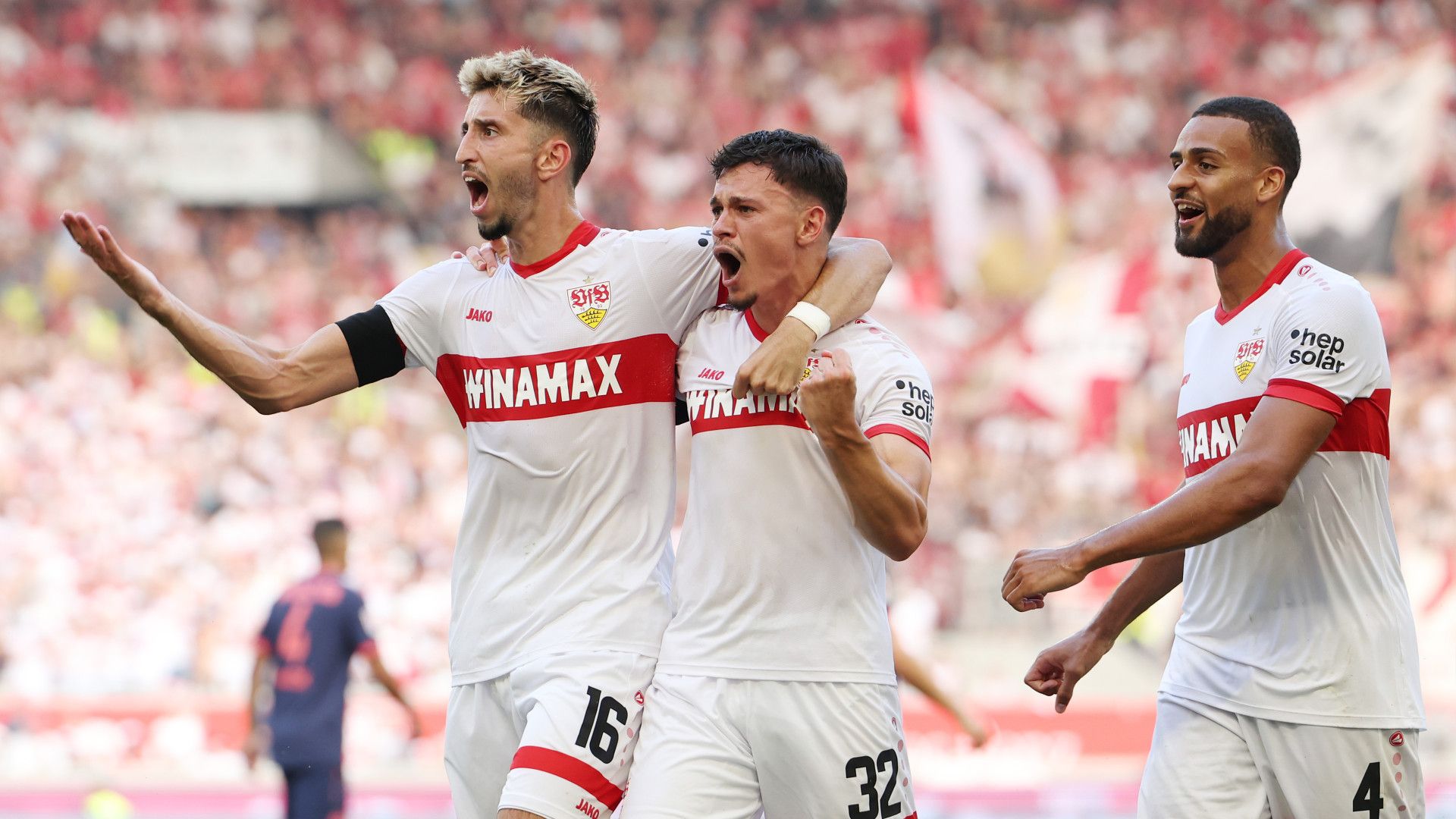 ATAKAN KARAZOR FABIAN RIEDER JOSHA VAGNOMAN STUTTGART