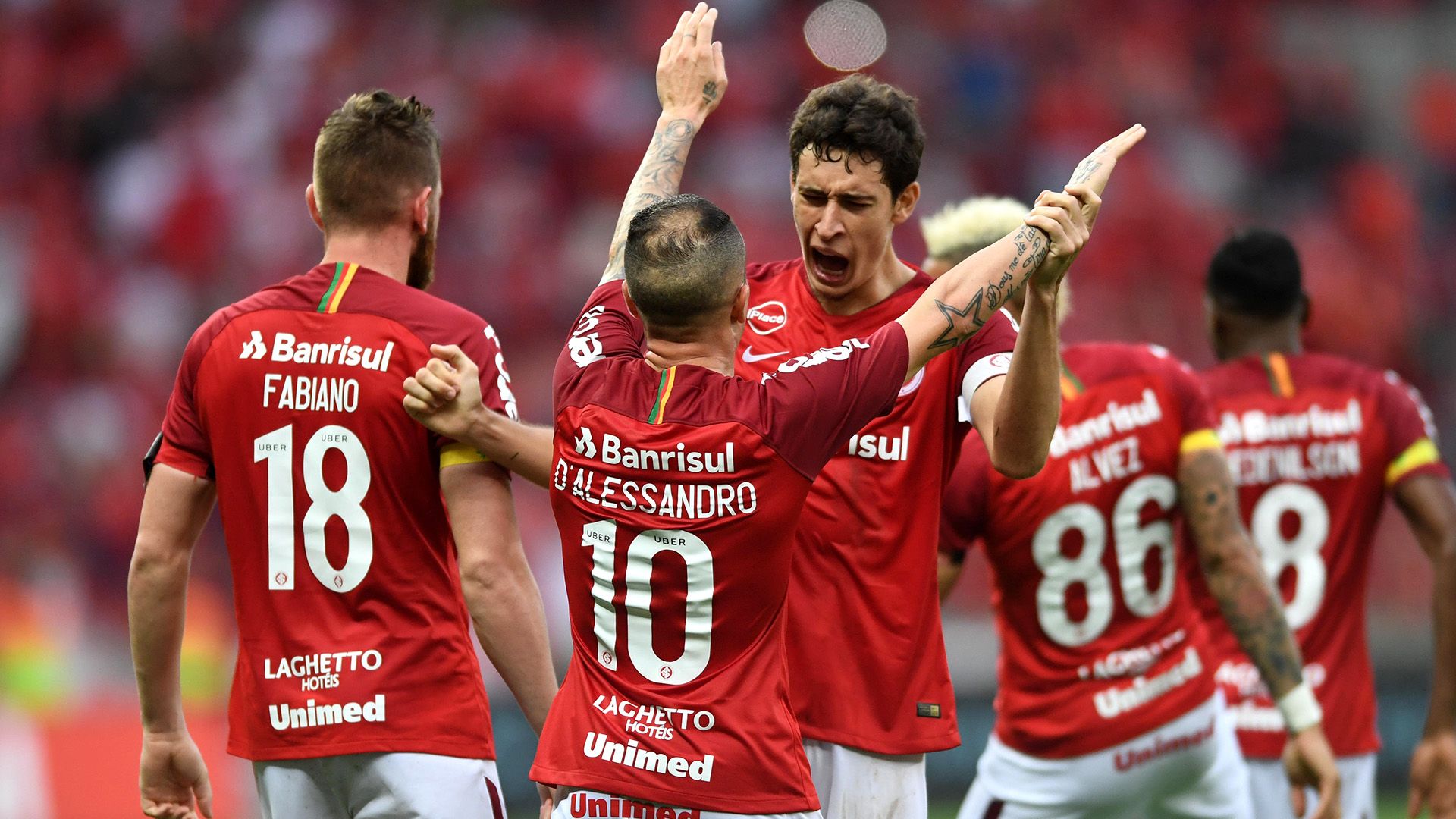 Rodrigo Dourado D'Alessandro Internacional Vitória Brasileirão Série A 30092018
