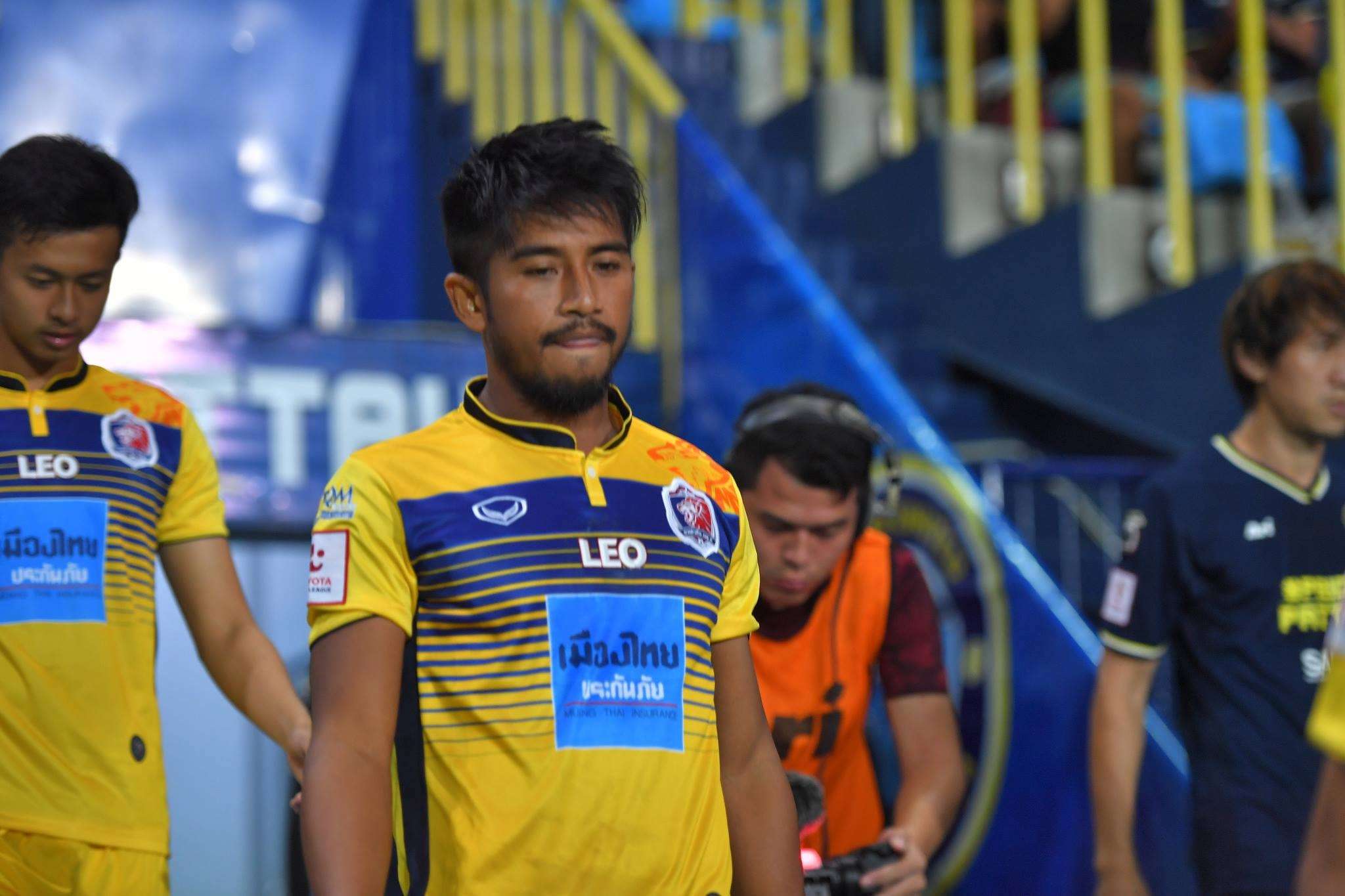 ธนา ชะนะบุตร