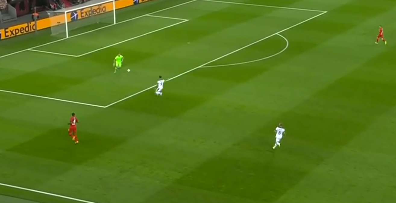 Lukas Hradecky Bayer Leverkusen Lokomotive Moskva 2019