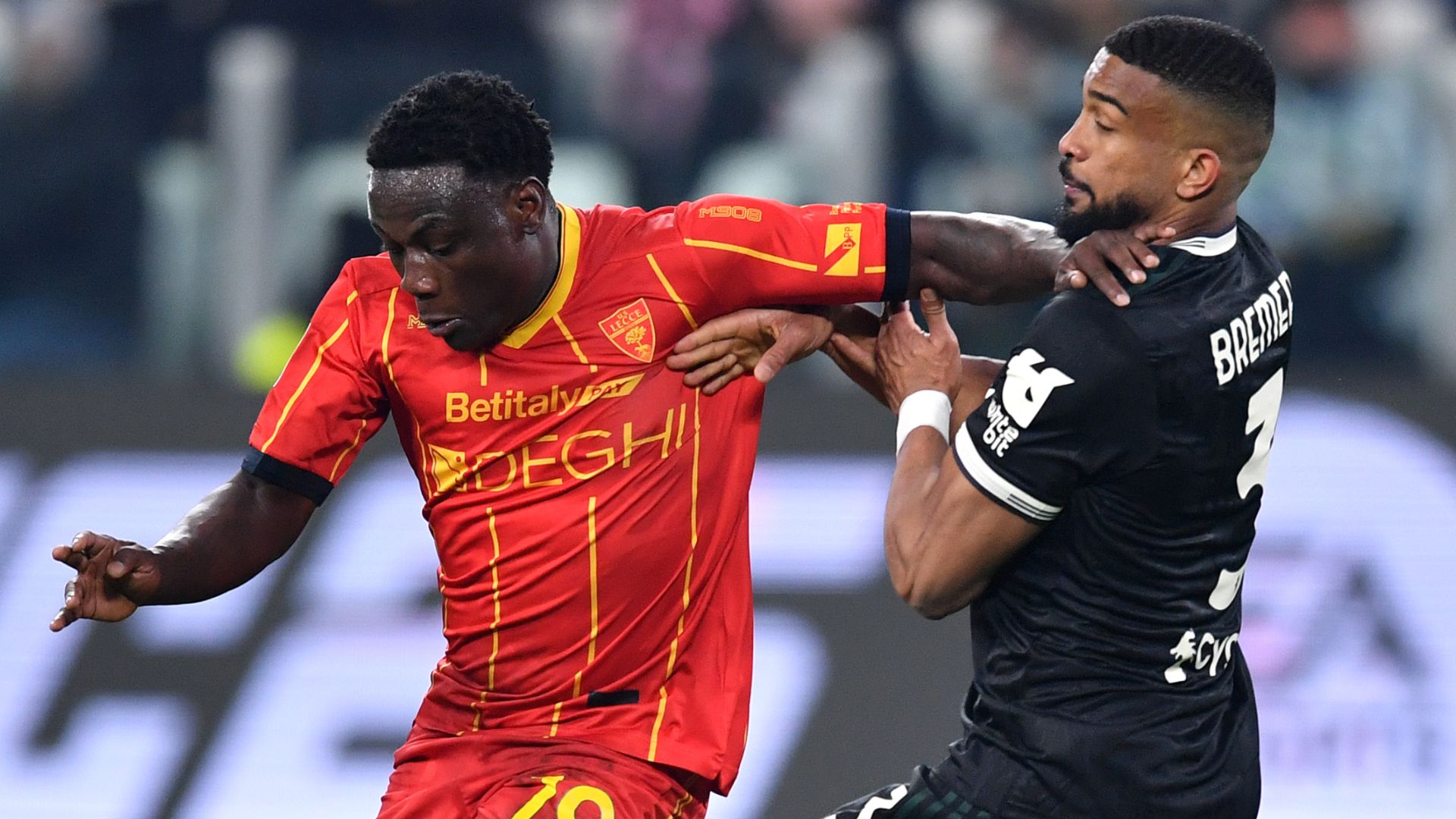 Bremer Banda Juventus Lecce Serie A