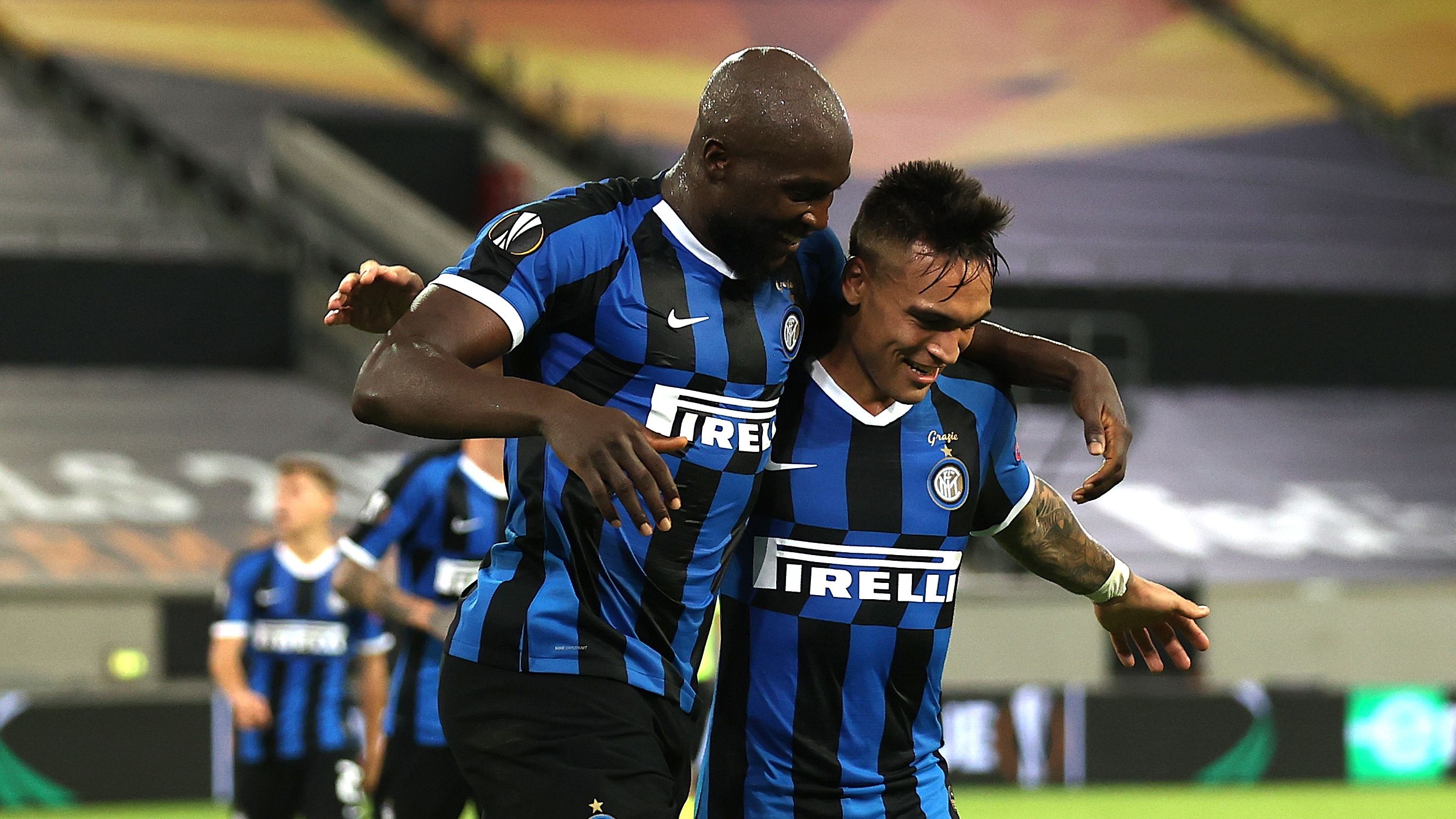 Romelu Lukaku Lautaro Martinez Inter Shakhtar Donetsk UEFA Europa League