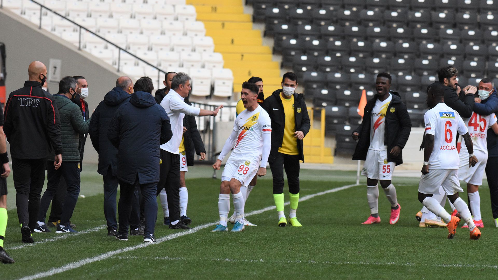 Yeni Malatyaspor Goal Celebration 11282020
