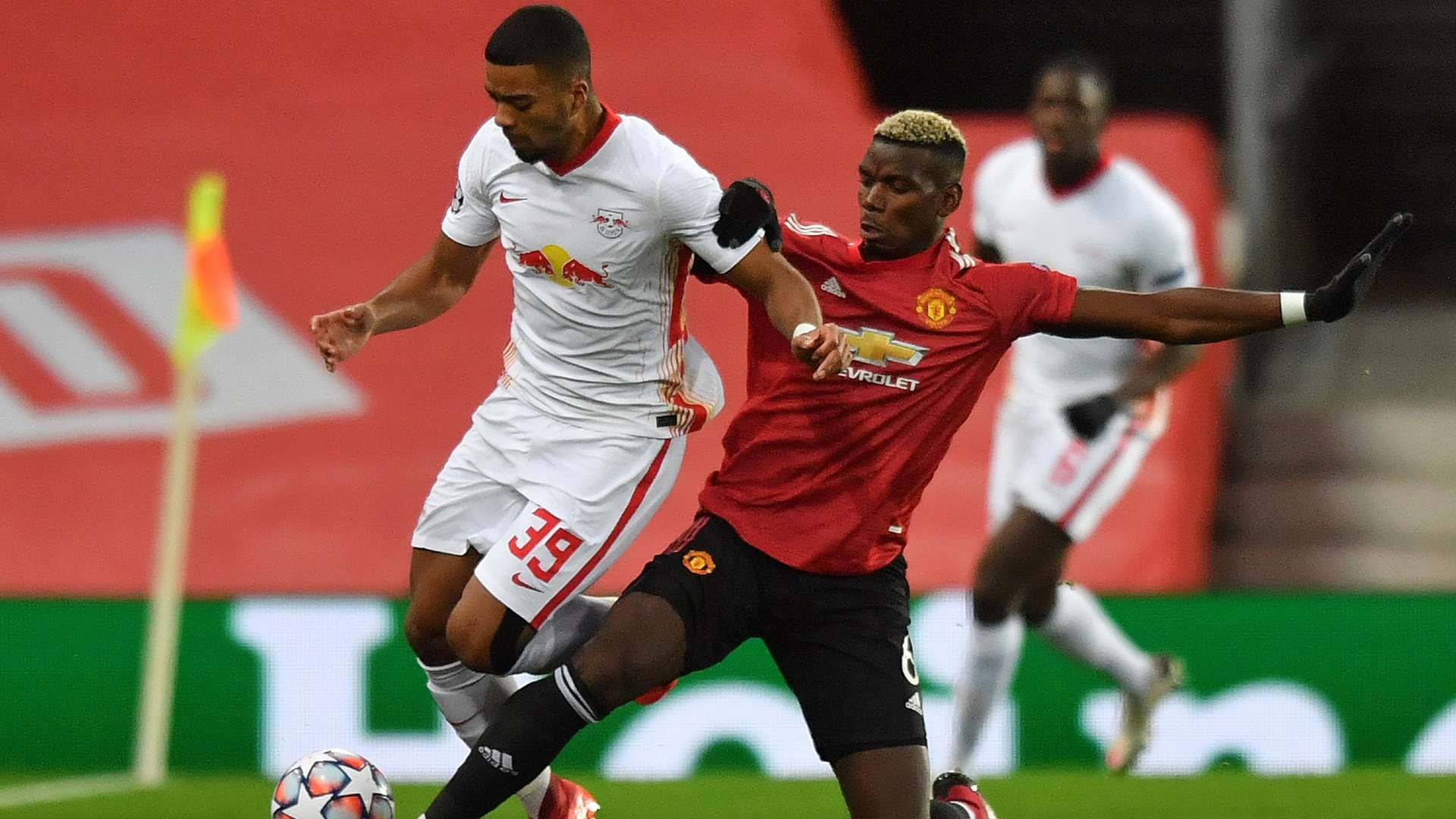 Paul Pogba Benjamin Henrichs Manchester United RB Leipzig Champions League 28102020