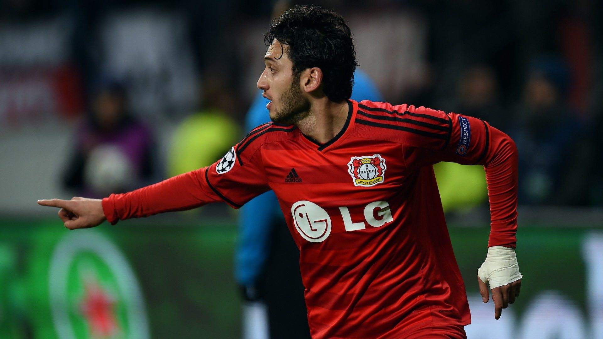 Hakan Calhanoglu Bayer Leverkusen