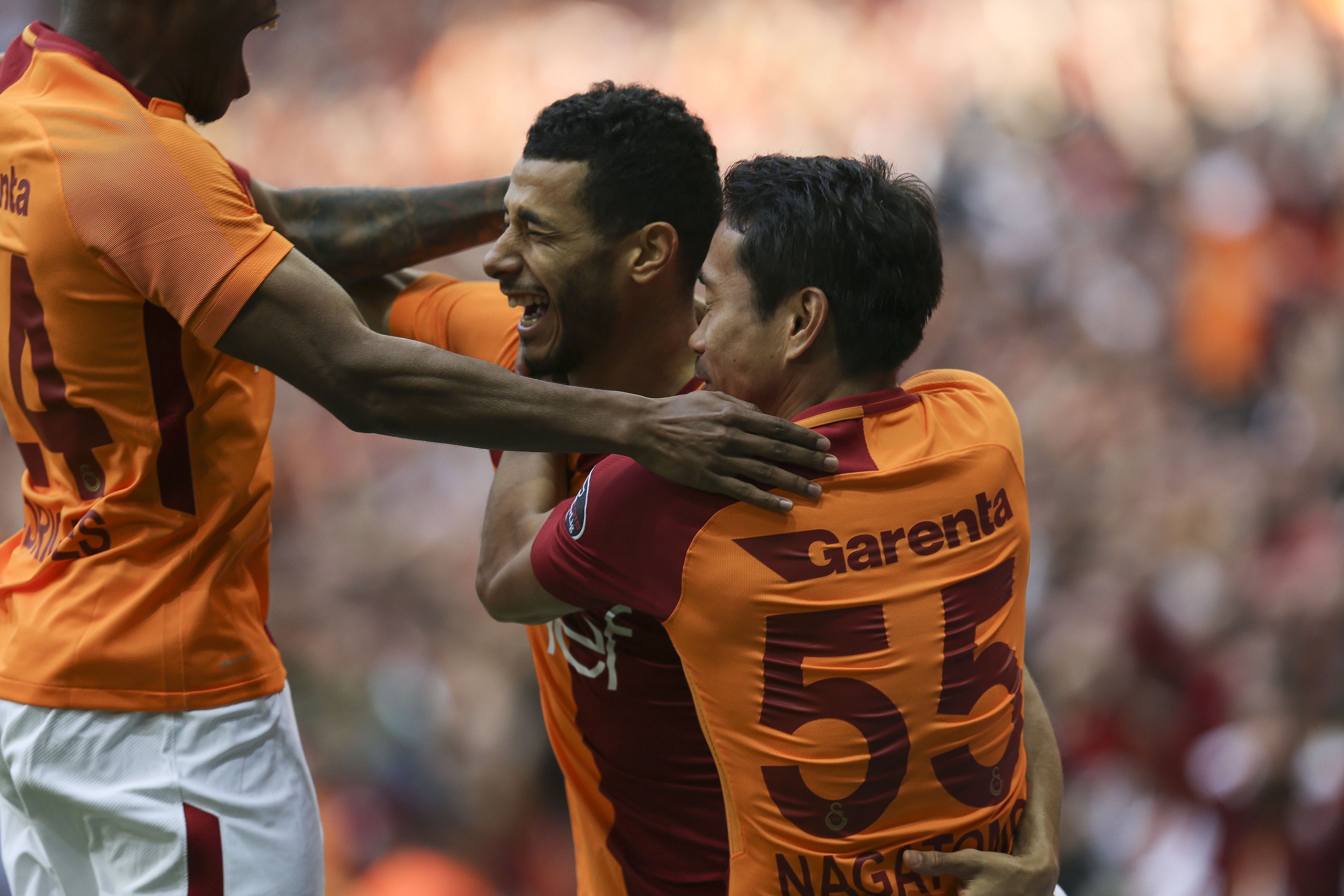 Yuto Nagatomo Younes Belhanda Galatasaray Yeni Malatyaspor 05/12/18