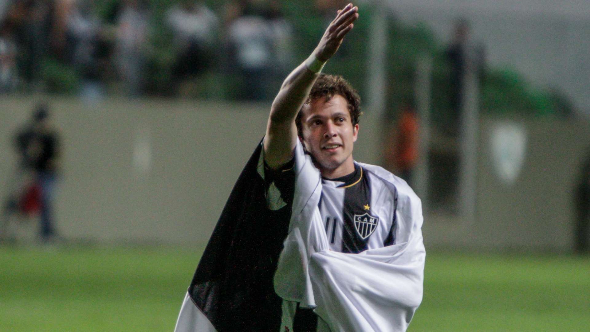 Bernard Atlético-MG Newell's Old Boys Copa Libertadores 10072013