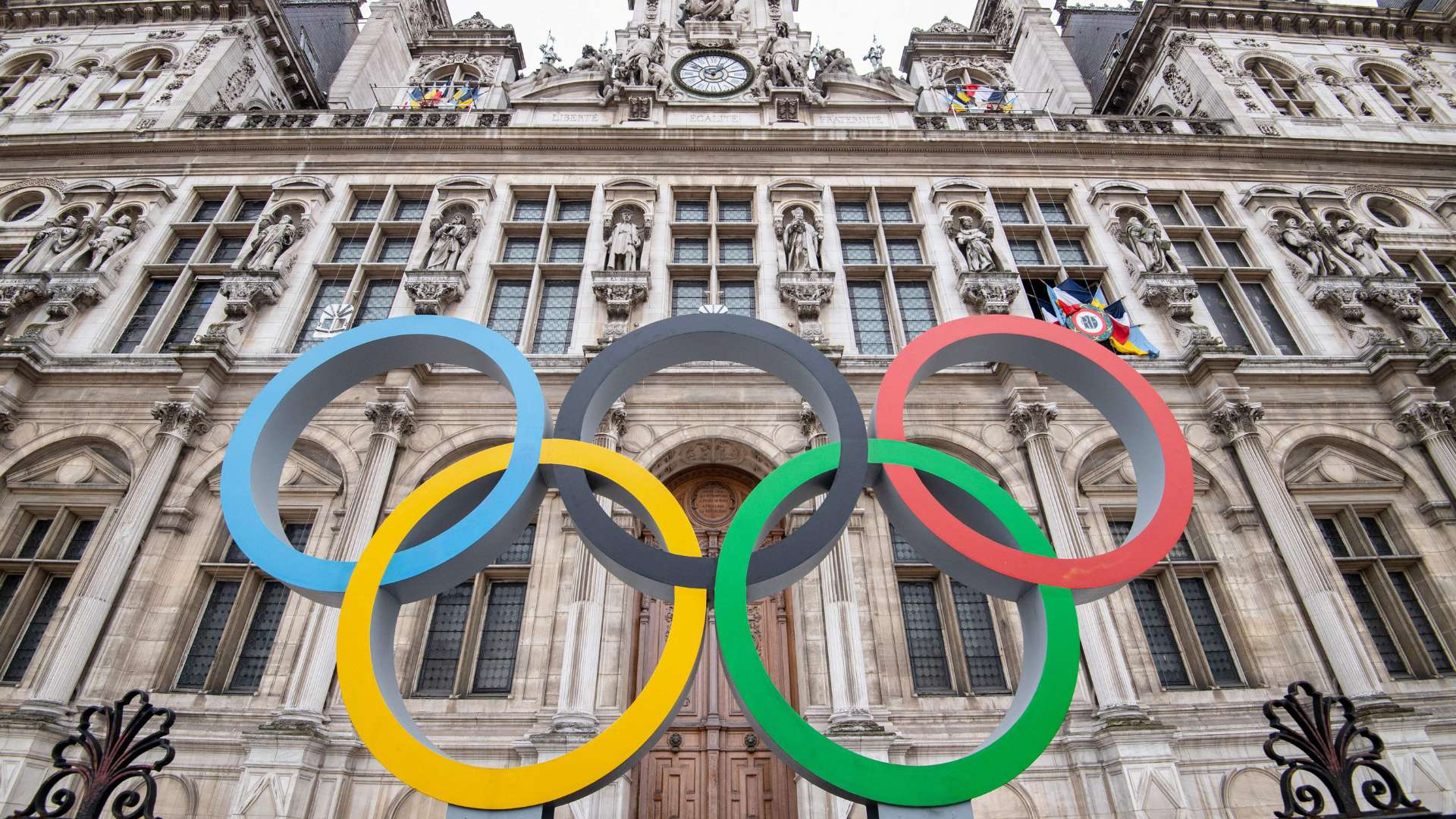 Olympic rings City Hall in Paris