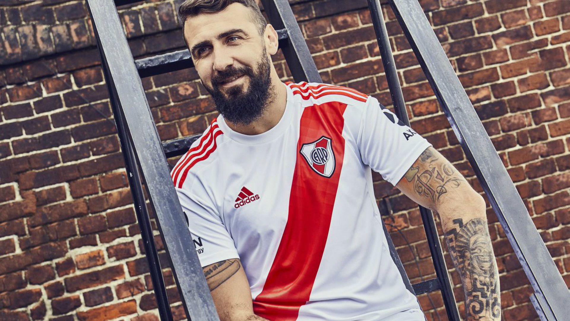 Lucas Pratto Camiseta River 11072019