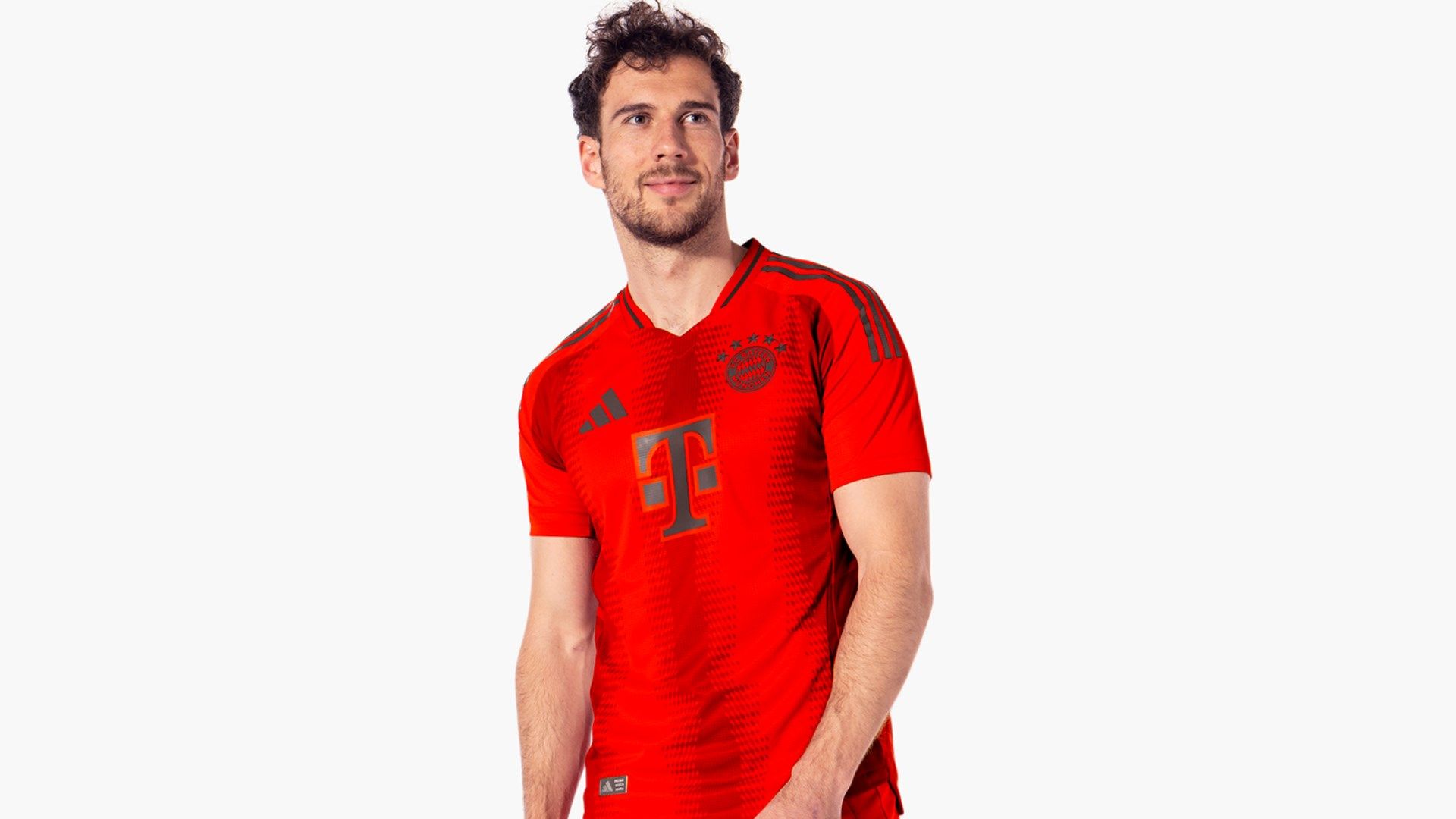Leon Goretzka new Bayern kit