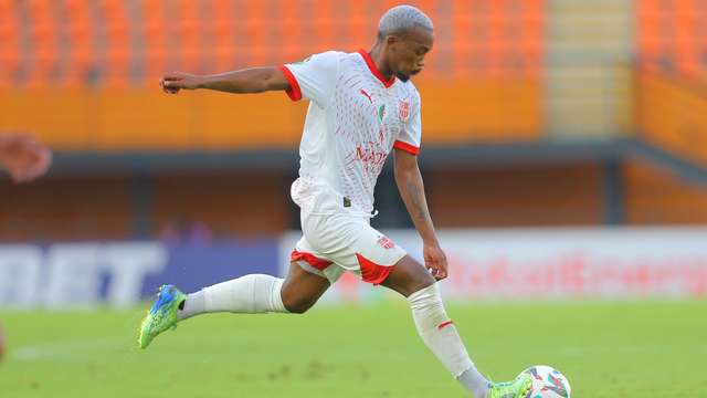 Miguel Cardoso adamant Khuliso Mudau & Lucas Ribeiro's transfer saga won't affect Mamelodi Sundowns' dressing room - 'Locker room is impossible to be broken by this kind of thing' | Goal.com South