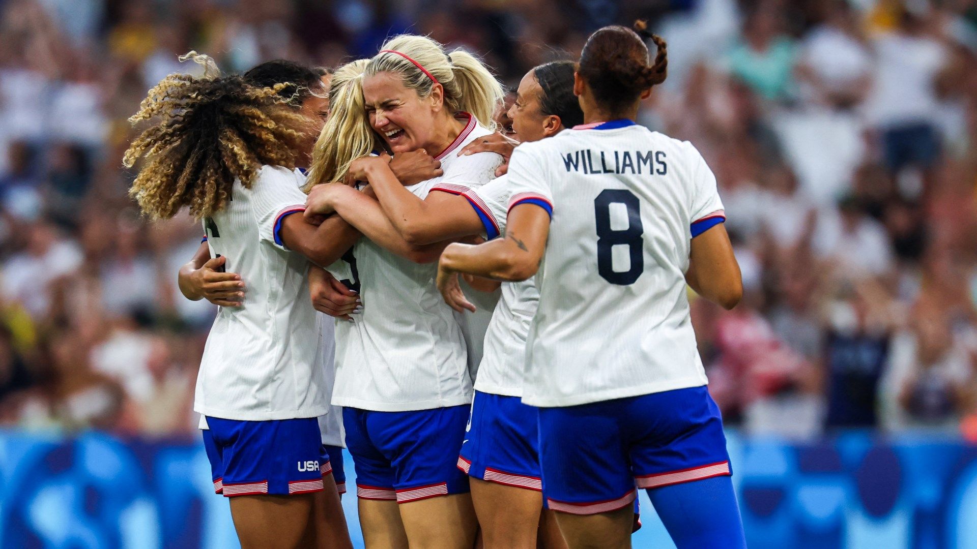 Lindsay Horan & USWNT team celebration 2024 Olympics