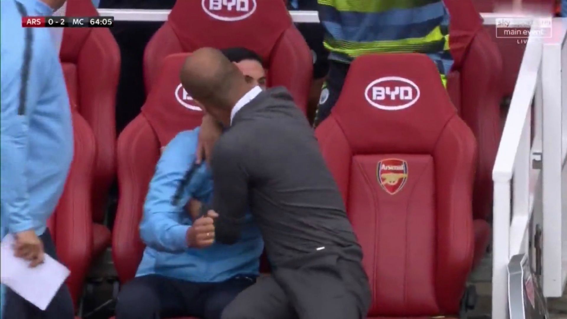 Mikel Arteta celebration screengrab