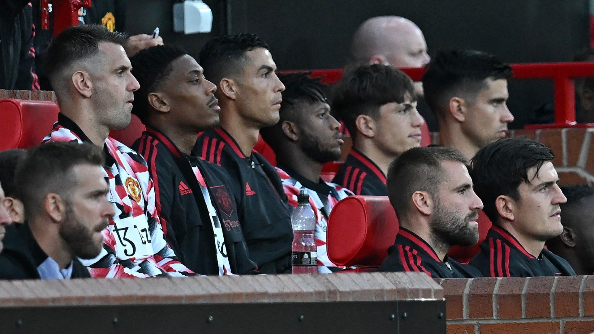 Cristiano Ronaldo bench Manchester United Liverpool 2022-23