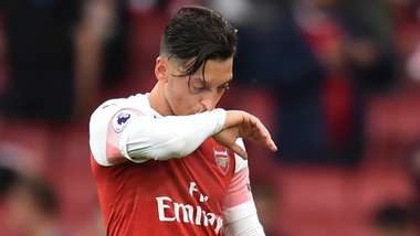 Mesut Ozil Arsenal 2018-19