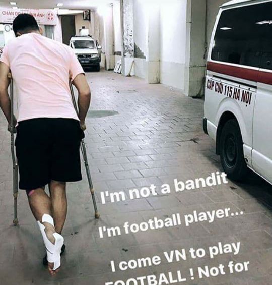 Đặng Văn Lâm và dòng trạng thái trên trang Instagram cá nhân