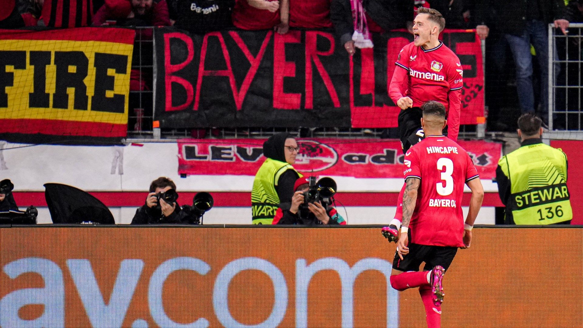 BAYER LEVERKUSEN