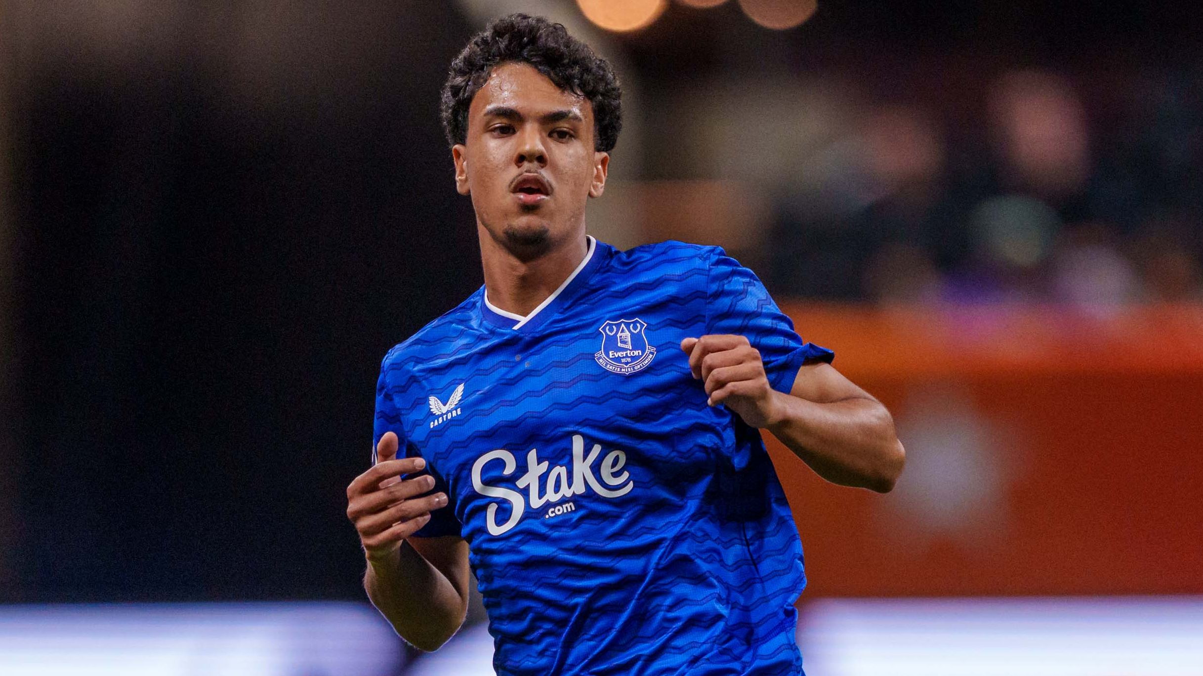 Adam Aznou Everton 2025-26