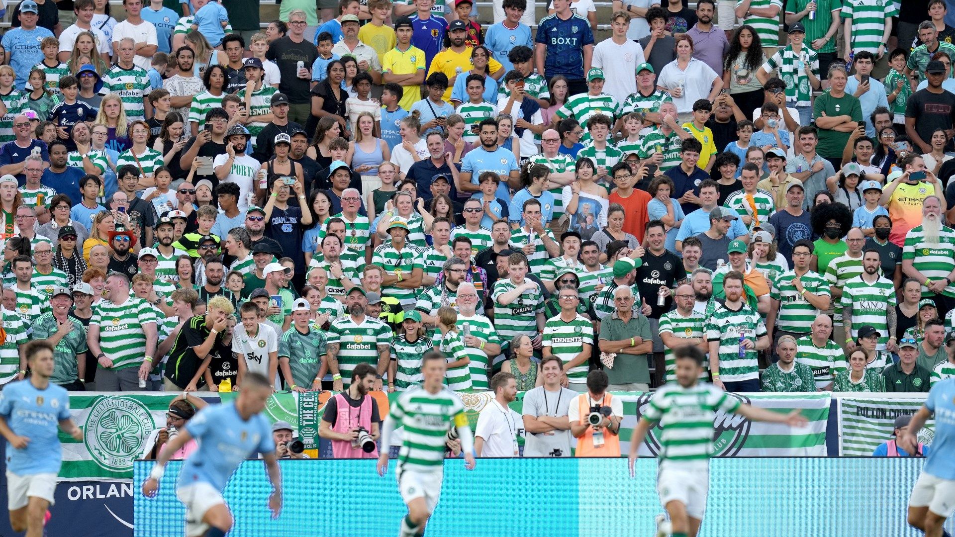 Celtic fans vs Man City
