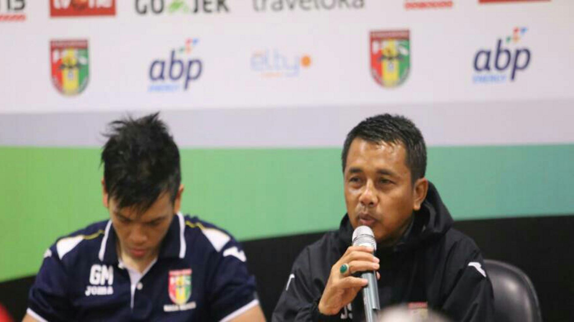 Jafri Sastra & Gerri Mandagi - Mitra Kukar