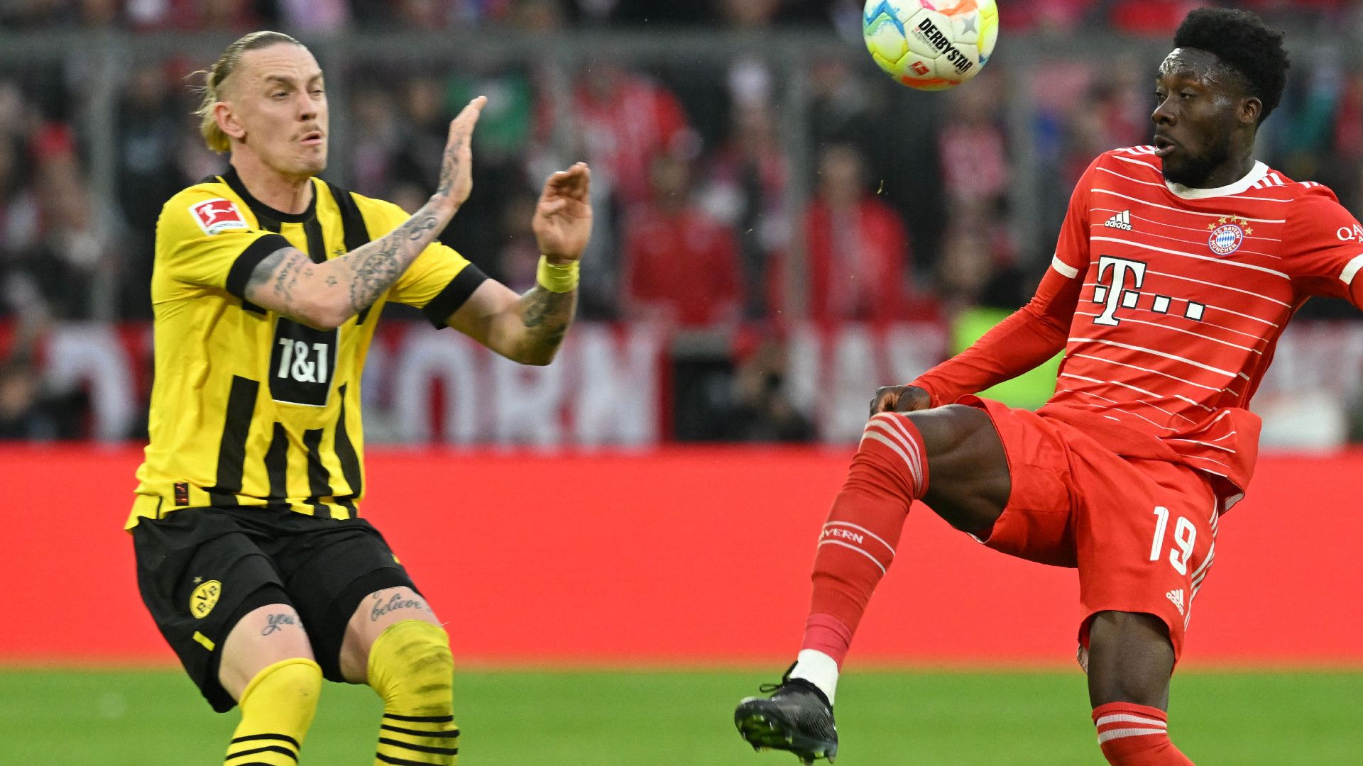 MARIUS WOLF BORUSSIA DORTMUND ALPHONSO DAVIES BAYERN MÜNCHEN BUNDESLIGA 01042023
